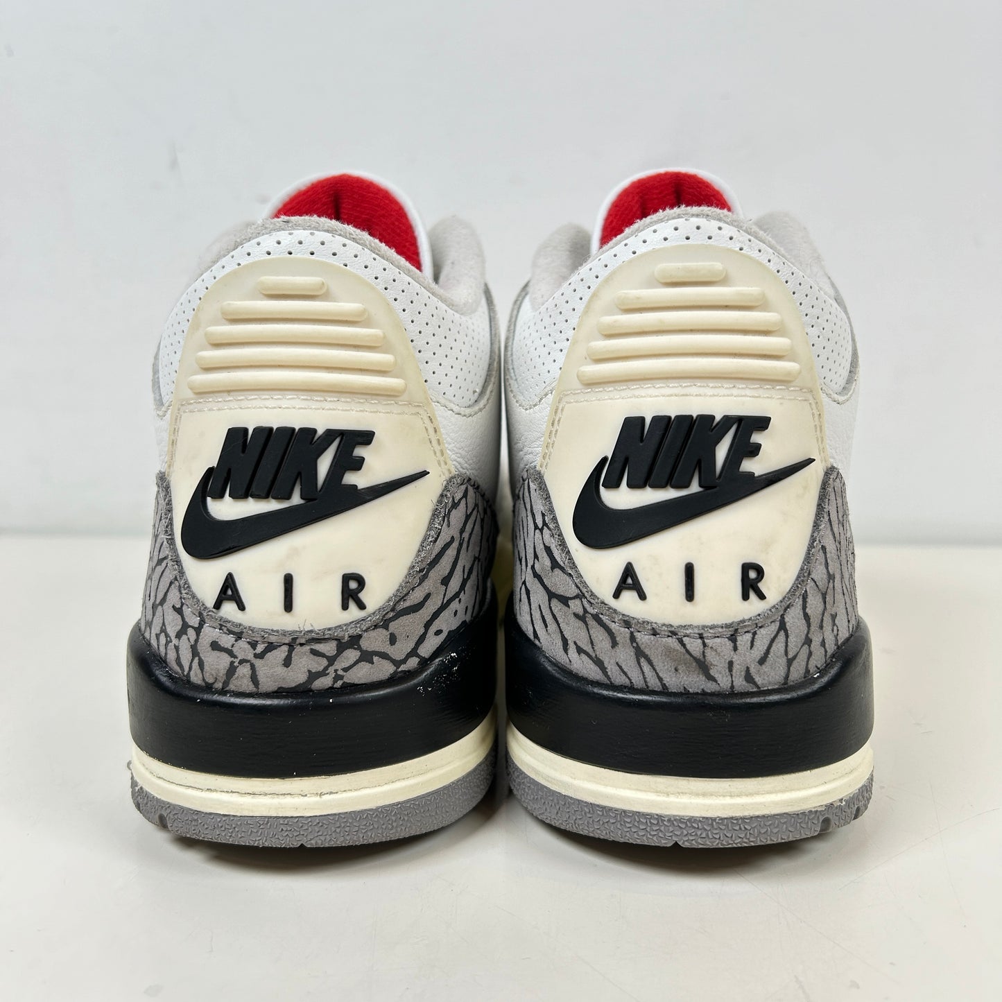 DN3707 100 Jordan 3 Retro White Cement Reimagined [USED] - 8.5 M (Used2)
