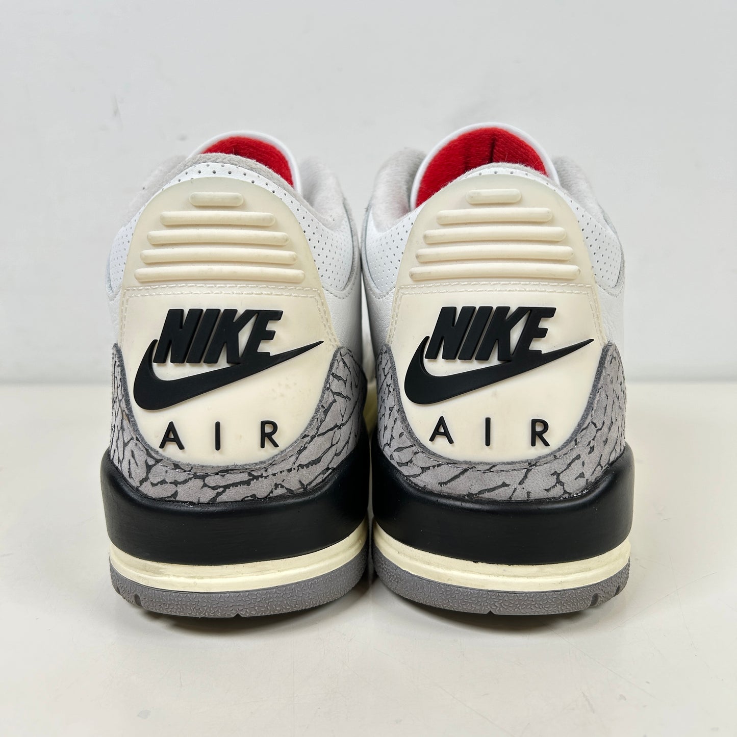 DN3707 100 Jordan 3 Retro White Cement Reimagined [USED] - 9 M (Used2)