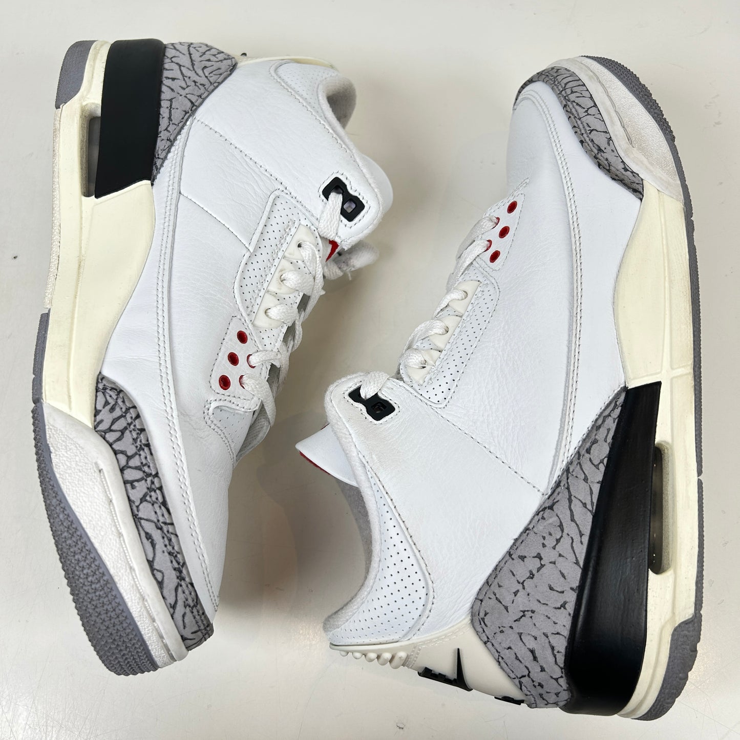 DN3707 100 Jordan 3 Retro White Cement Reimagined [USED] - 9 M (Used2)