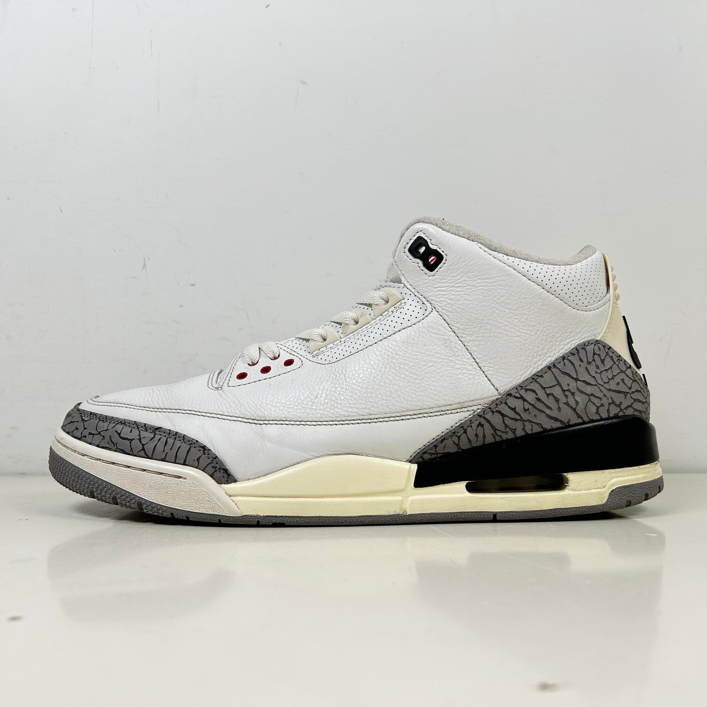 DN3707 100 Jordan 3 Retro White Cement Reimagined [USED] - 14 M (Used)