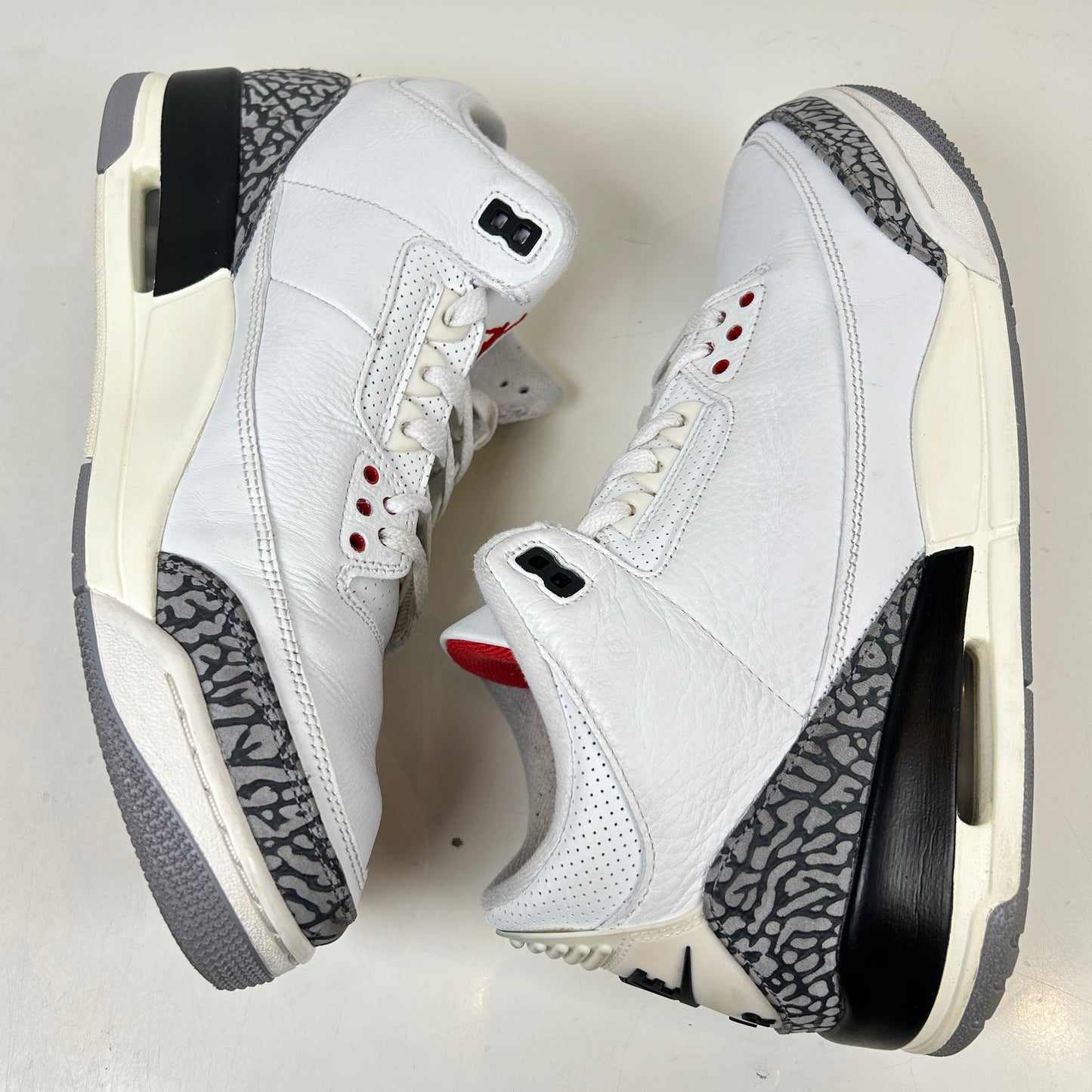 DN3707 100 Jordan 3 Retro White Cement Reimagined [USED] - 11 M (Used)