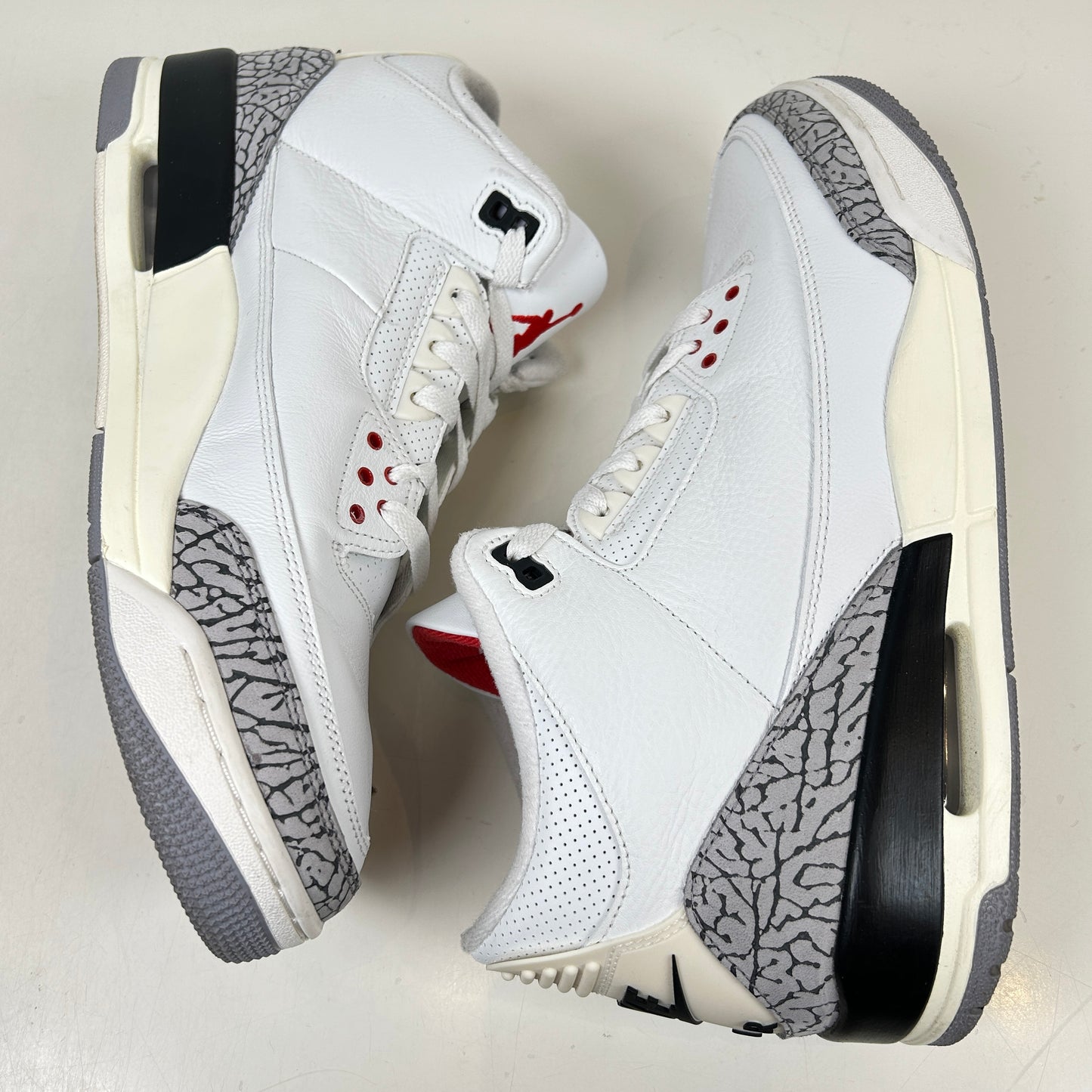 DN3707 100 Jordan 3 Retro White Cement Reimagined [USED] - 13 M (Used)