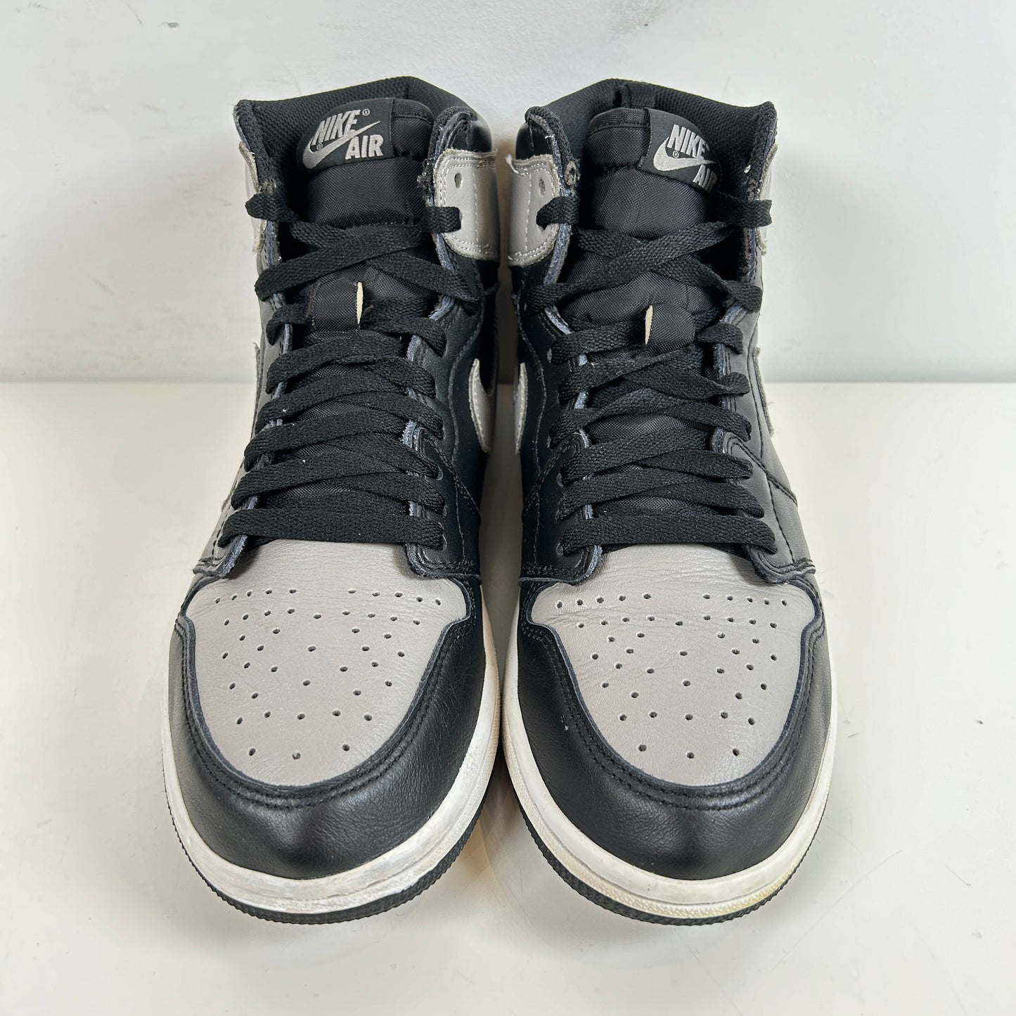 555088 013 Jordan 1 Shadow (2018) [USED] - 8.5 M (Used)