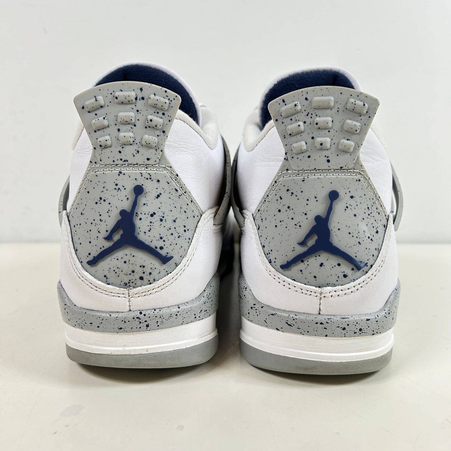 DH6927 140 Jordan 4 Retro Midnight Navy [USED] - 9 M (Used)