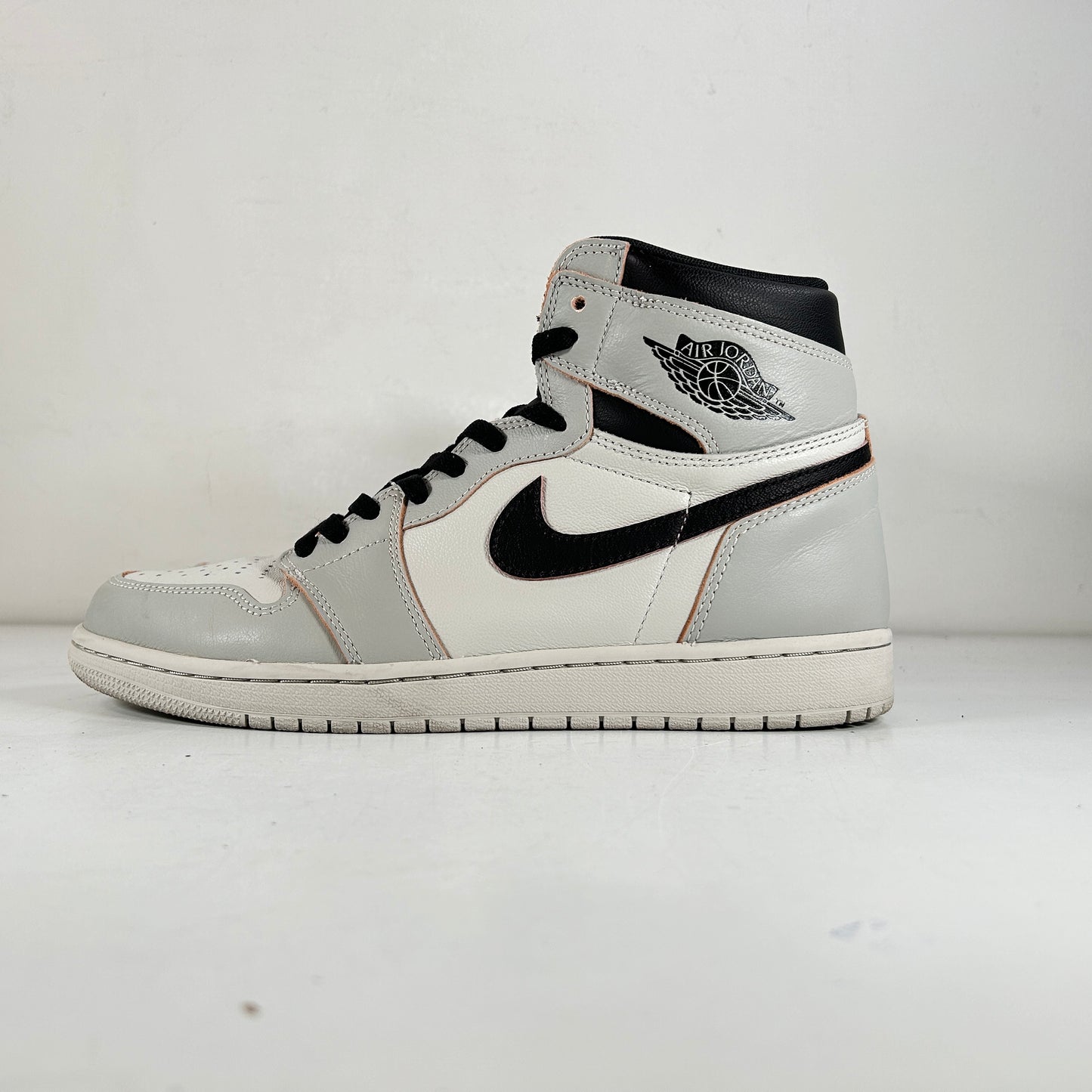 CD6578 006 Jordan 1 NYC to Paris [USED] - 10 M (Used)