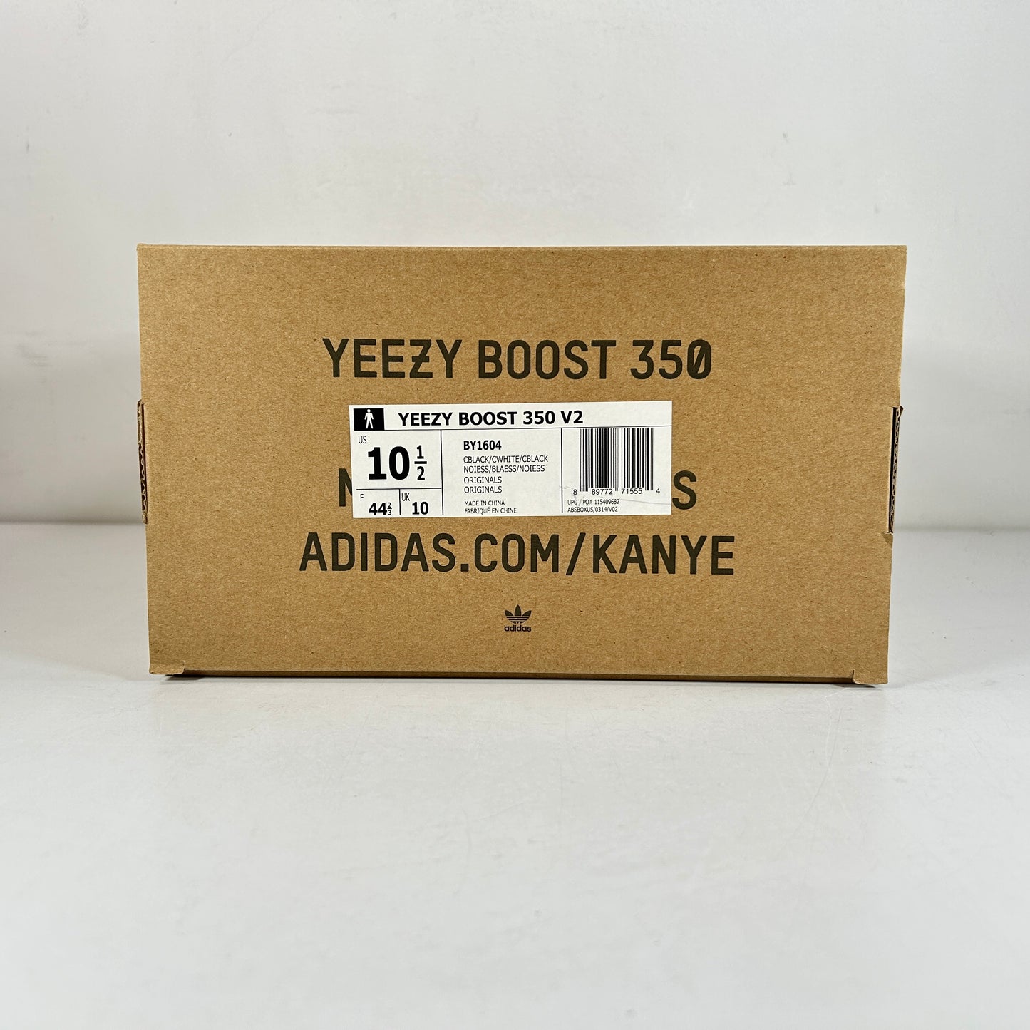 BY1604 Adidas Yeezy Boost 350 V2 Core Black White [USED]