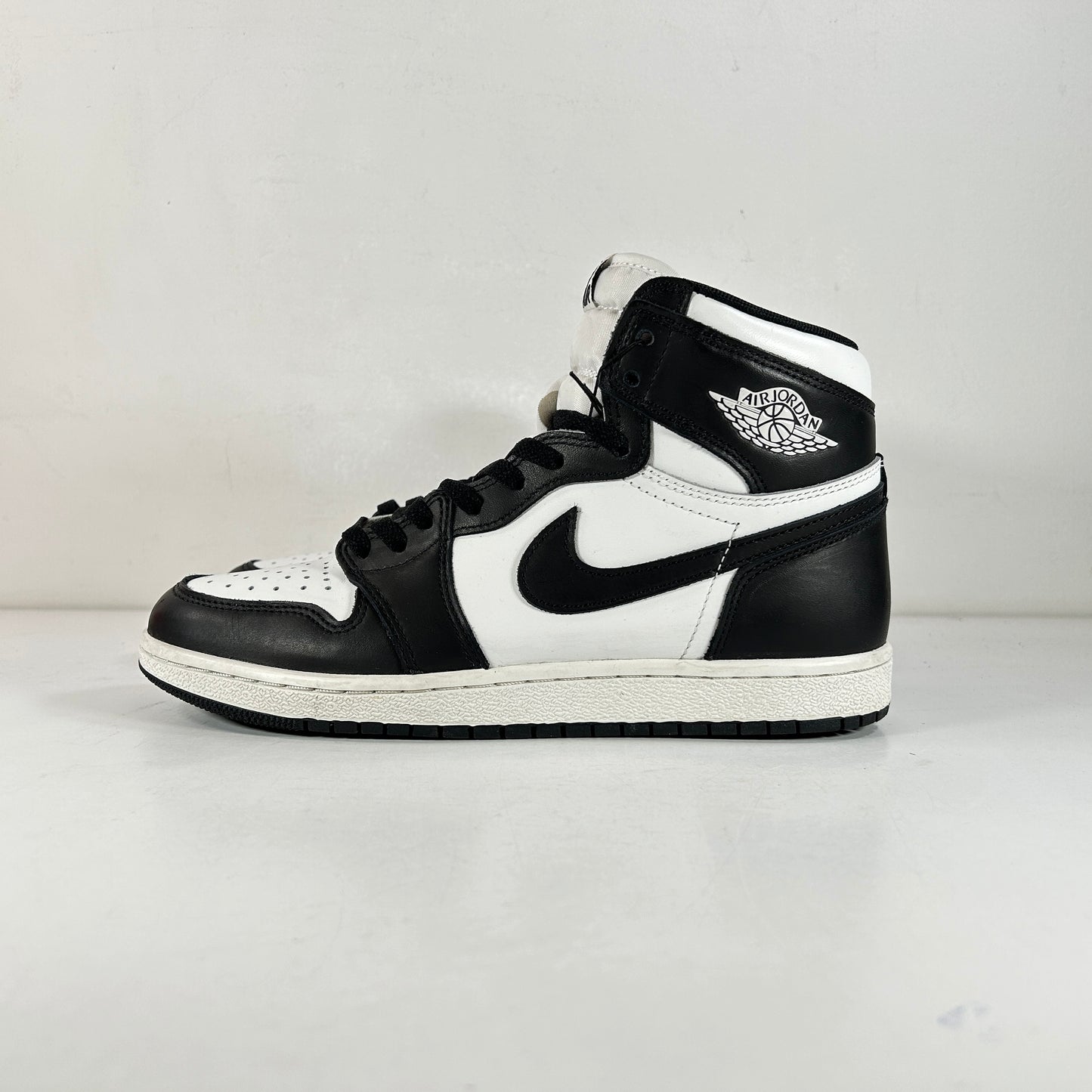 BQ4422 001 Jordan 1 Retro High 85 Black White (2023) [USED] - 8.5 M (Used2)