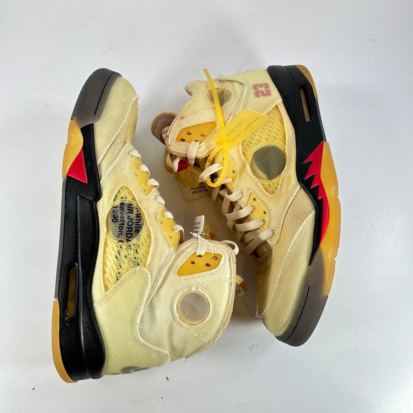 DH8565 100 Jordan 5 Off-White Sail [USED] - 12 M (Used2)