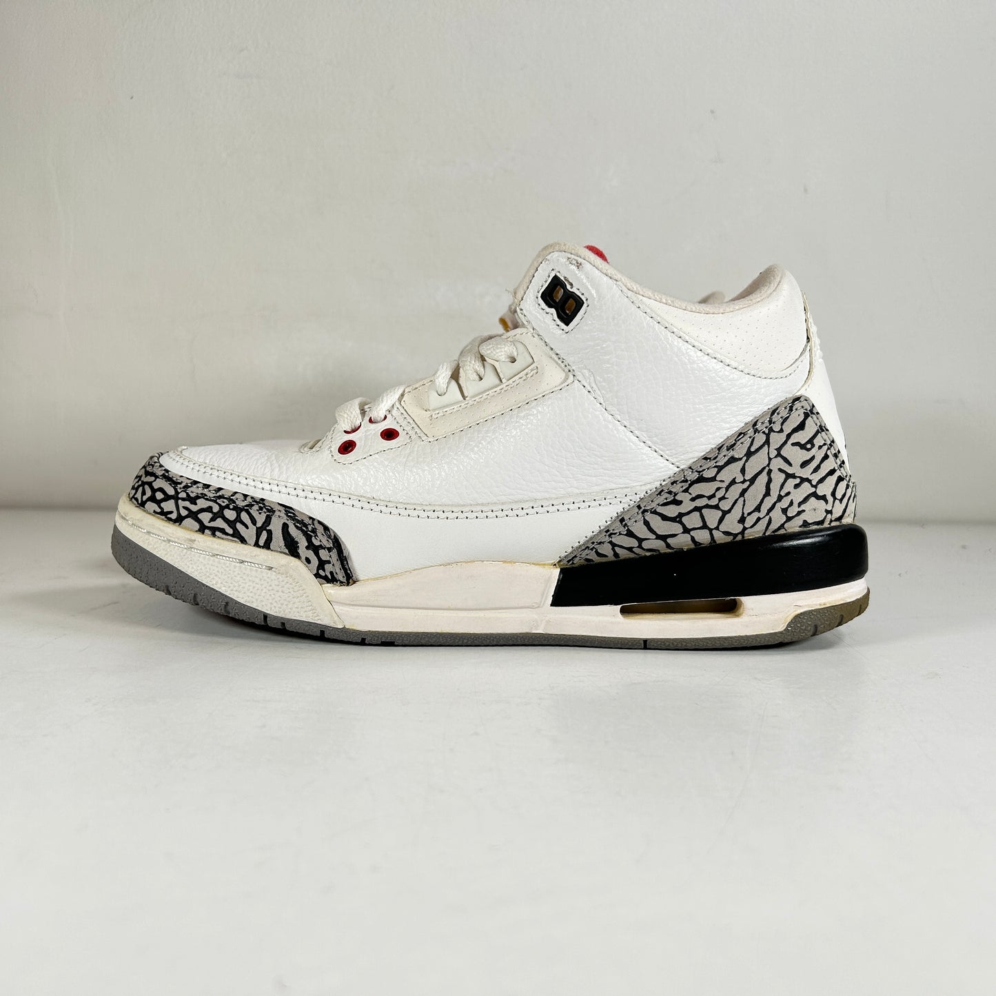 398614 105 Jordan 3 Retro White Cement (2011) (GS) - 6.5 Y (Used) (No Box)