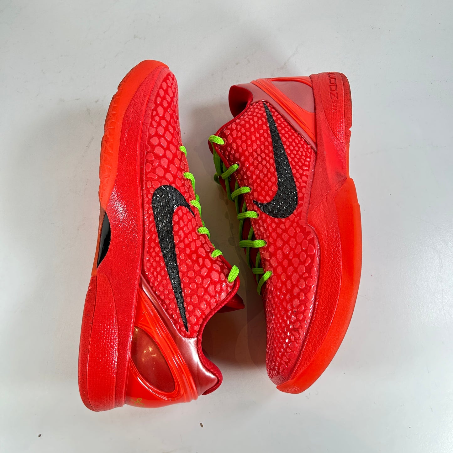 FV4921 600 Nike Kobe 6 Protro Reverse Grinch [USED] - 10.5 M (Used)