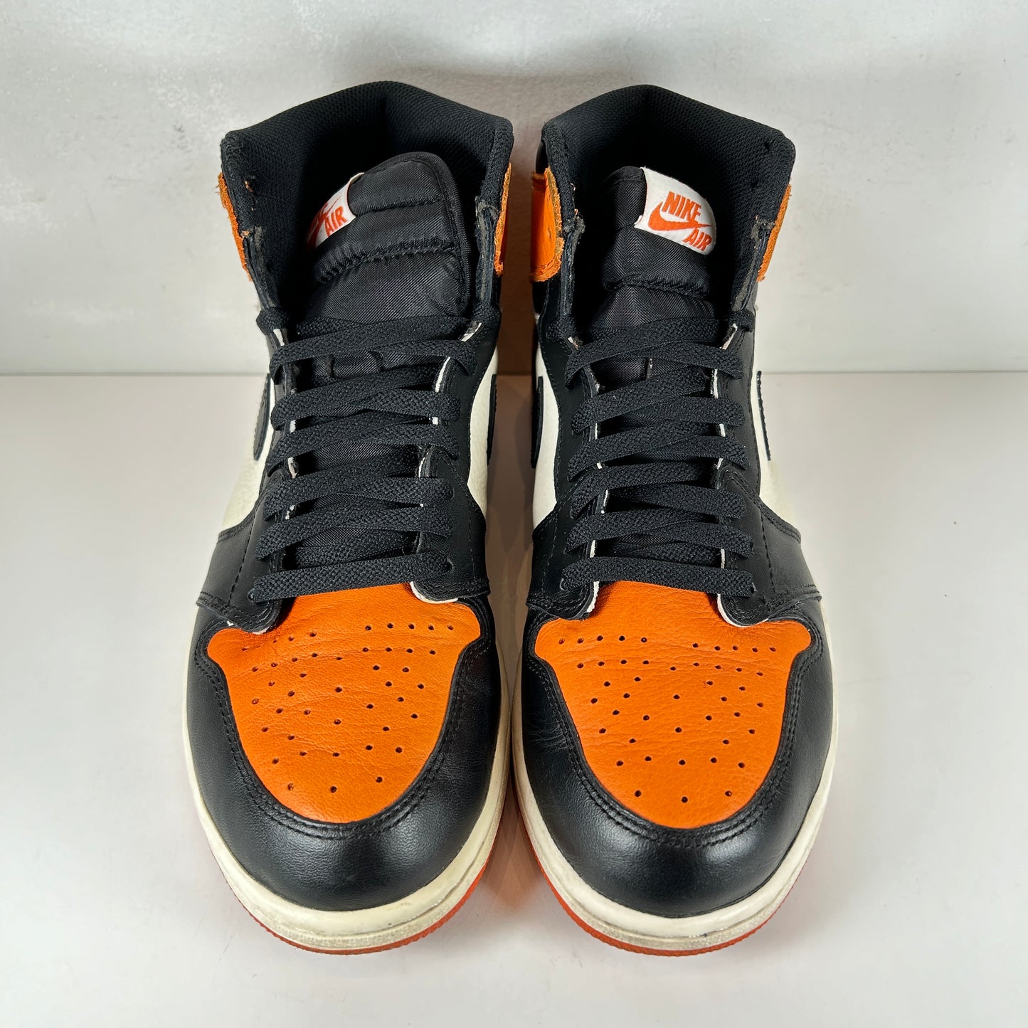 555088 005 Jordan 1 Retro Shattered Backboard [USED] - 10.5 M (Used2) (No Box)