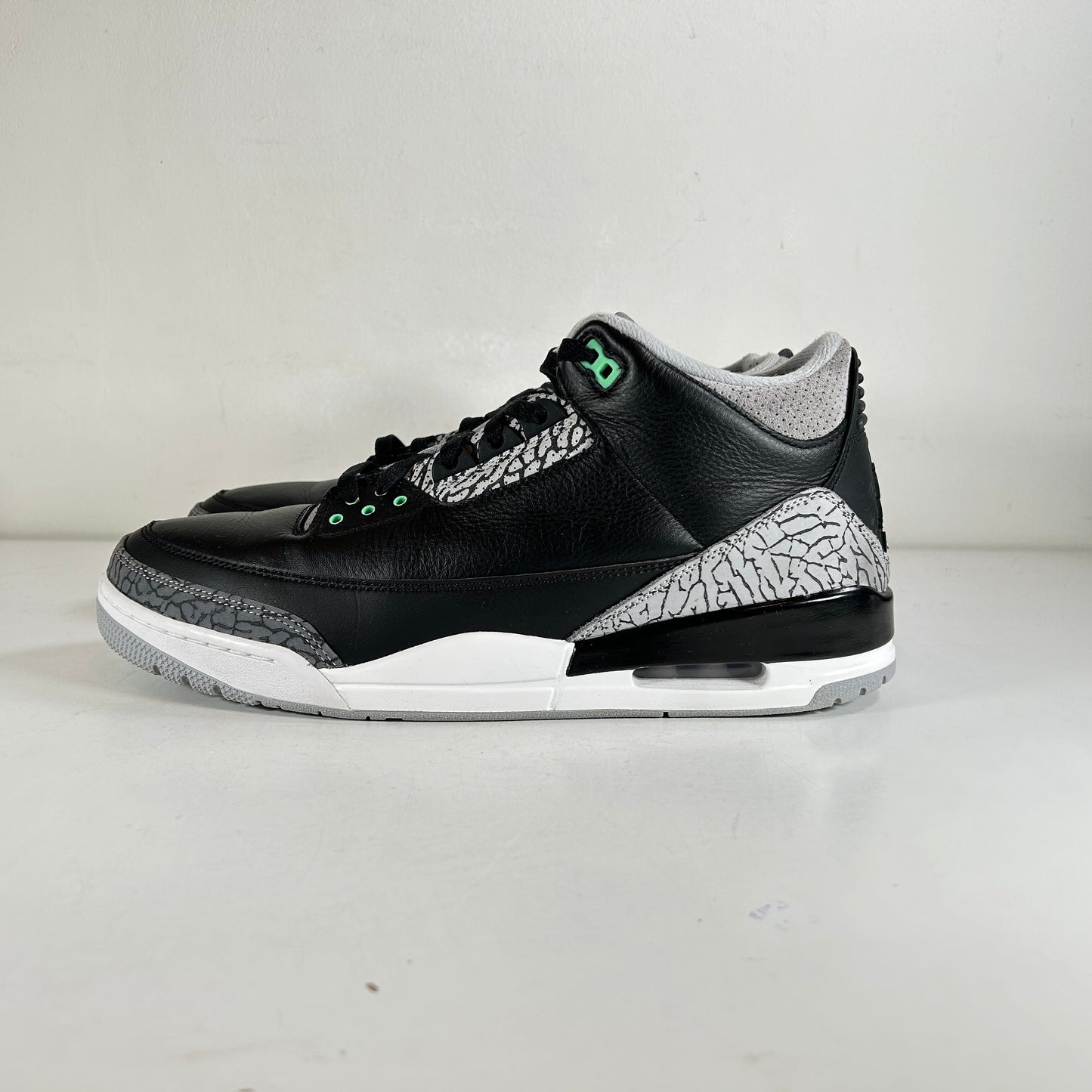 CT8532 031 Jordan 3 Retro Green Glow [USED] - 13 M (Used) (Replace box)