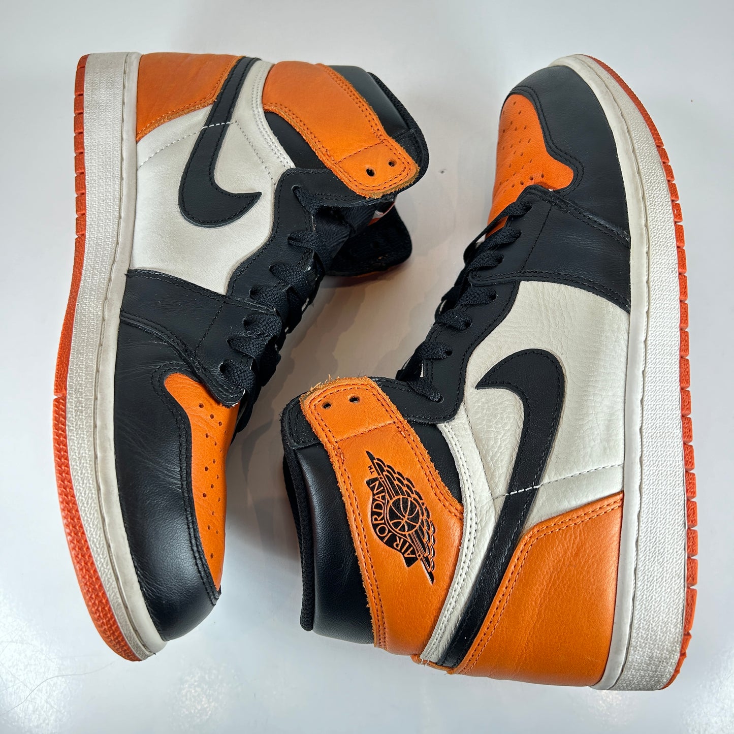 555088 005 Jordan 1 Retro Shattered Backboard [USED] - 10.5 M (Used2) (No Box)