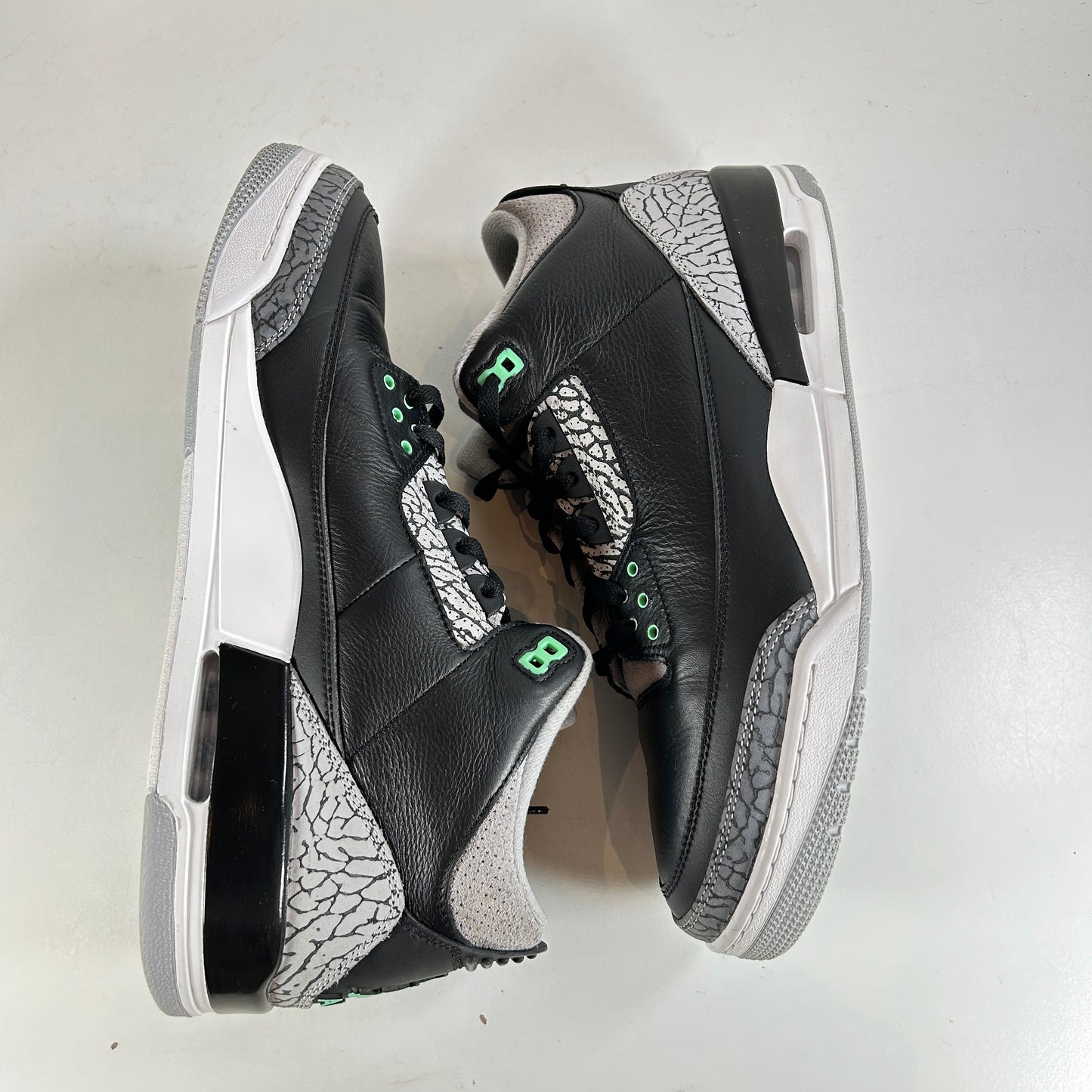 CT8532 031 Jordan 3 Retro Green Glow [USED] - 13 M (Used) (Replace box)