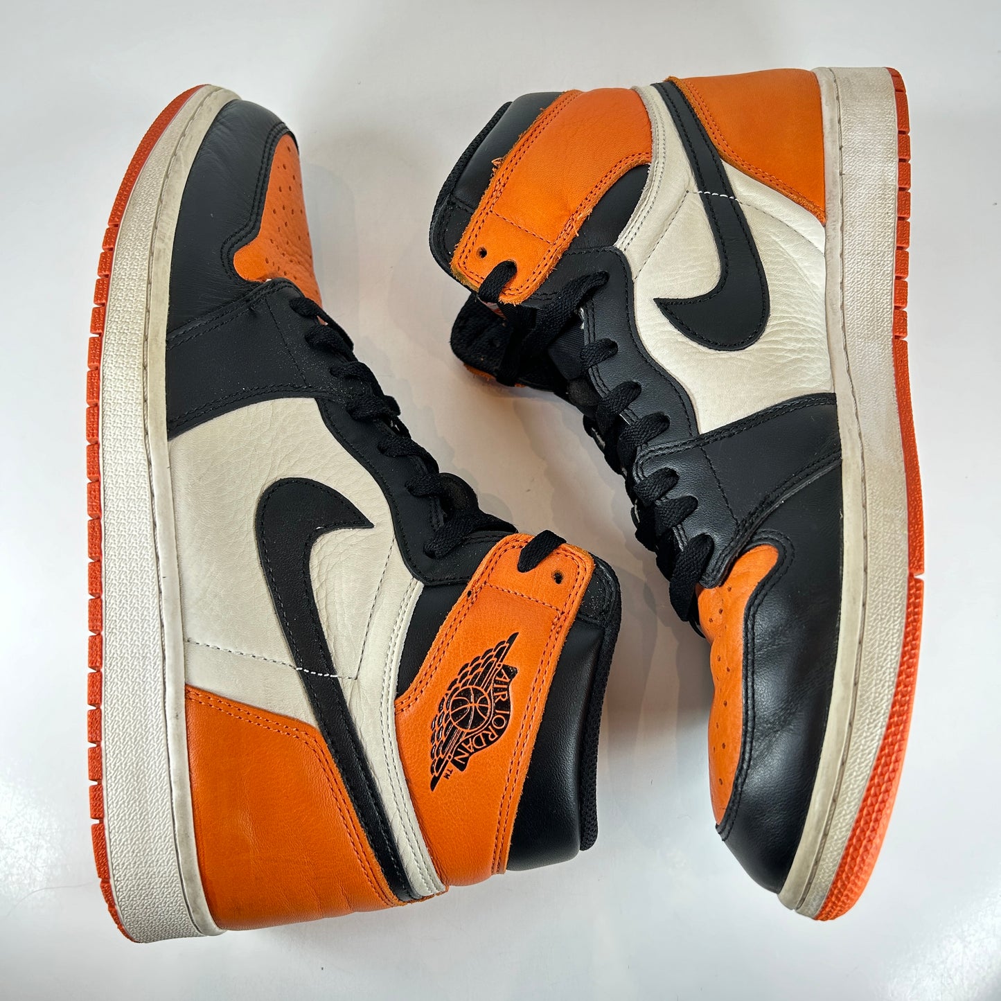 555088 005 Jordan 1 Retro Shattered Backboard [USED] - 12 M (Used)