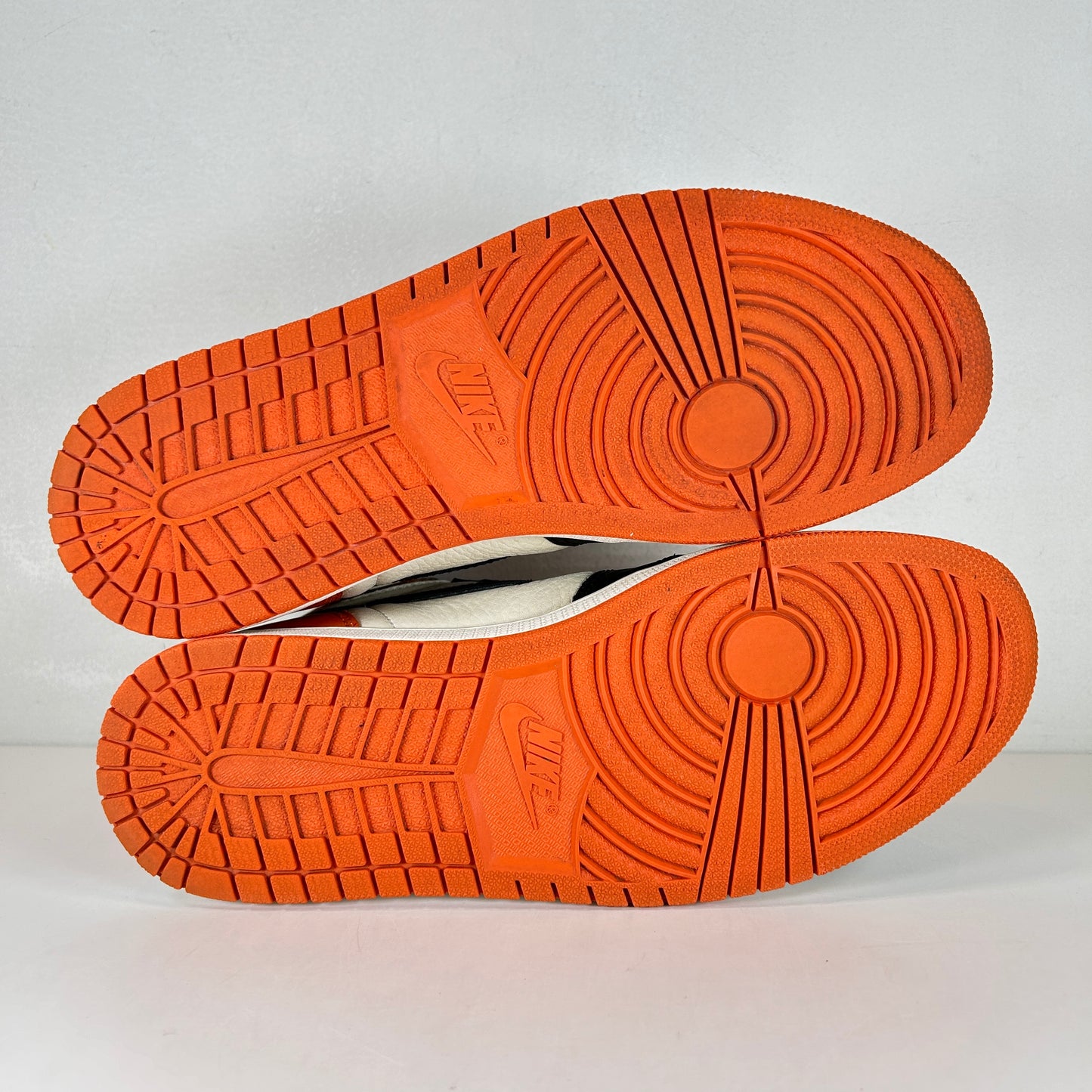 555088 005 Jordan 1 Retro Shattered Backboard [USED] - 11 M (Used)