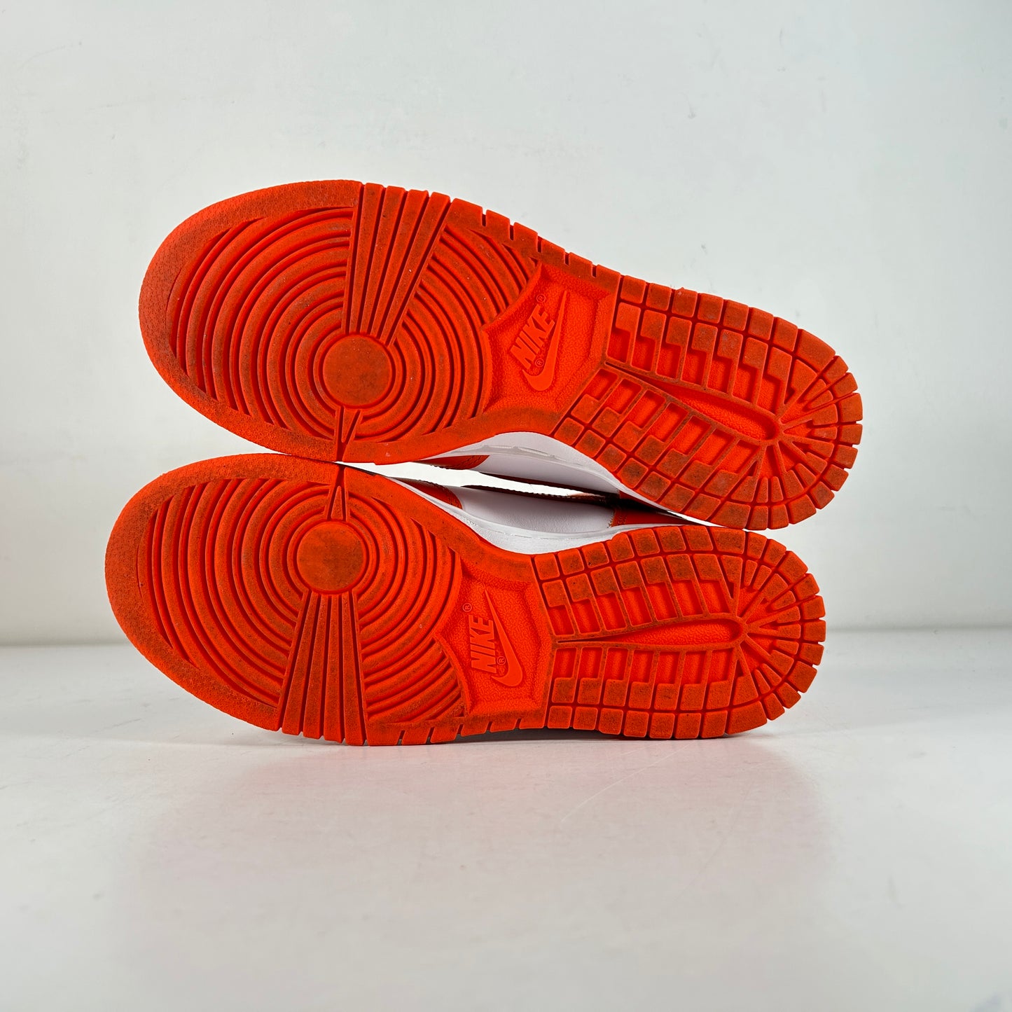 DD1869 100 Nike Dunk High Syracuse [USED] - 5.5 W (Used)
