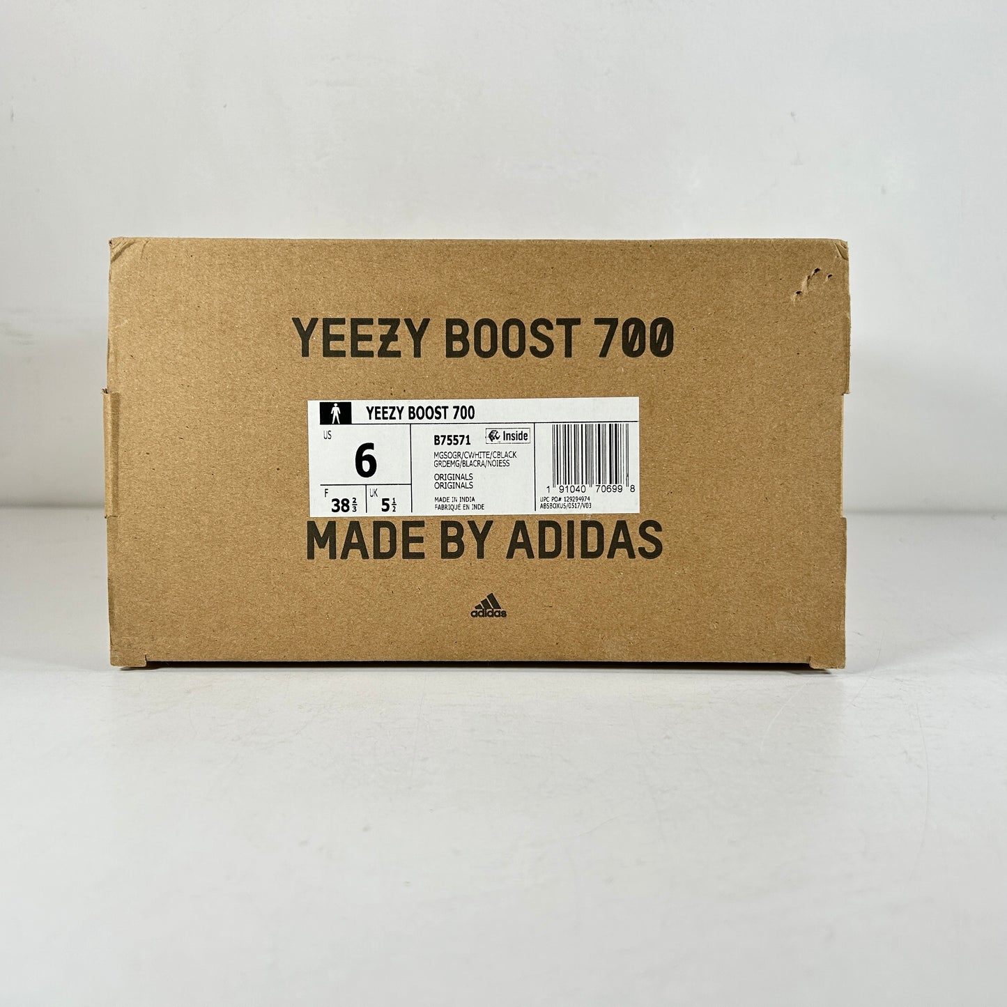 B75571 Yeezy 700 Wave Runner [USED] - 6 M (Used)