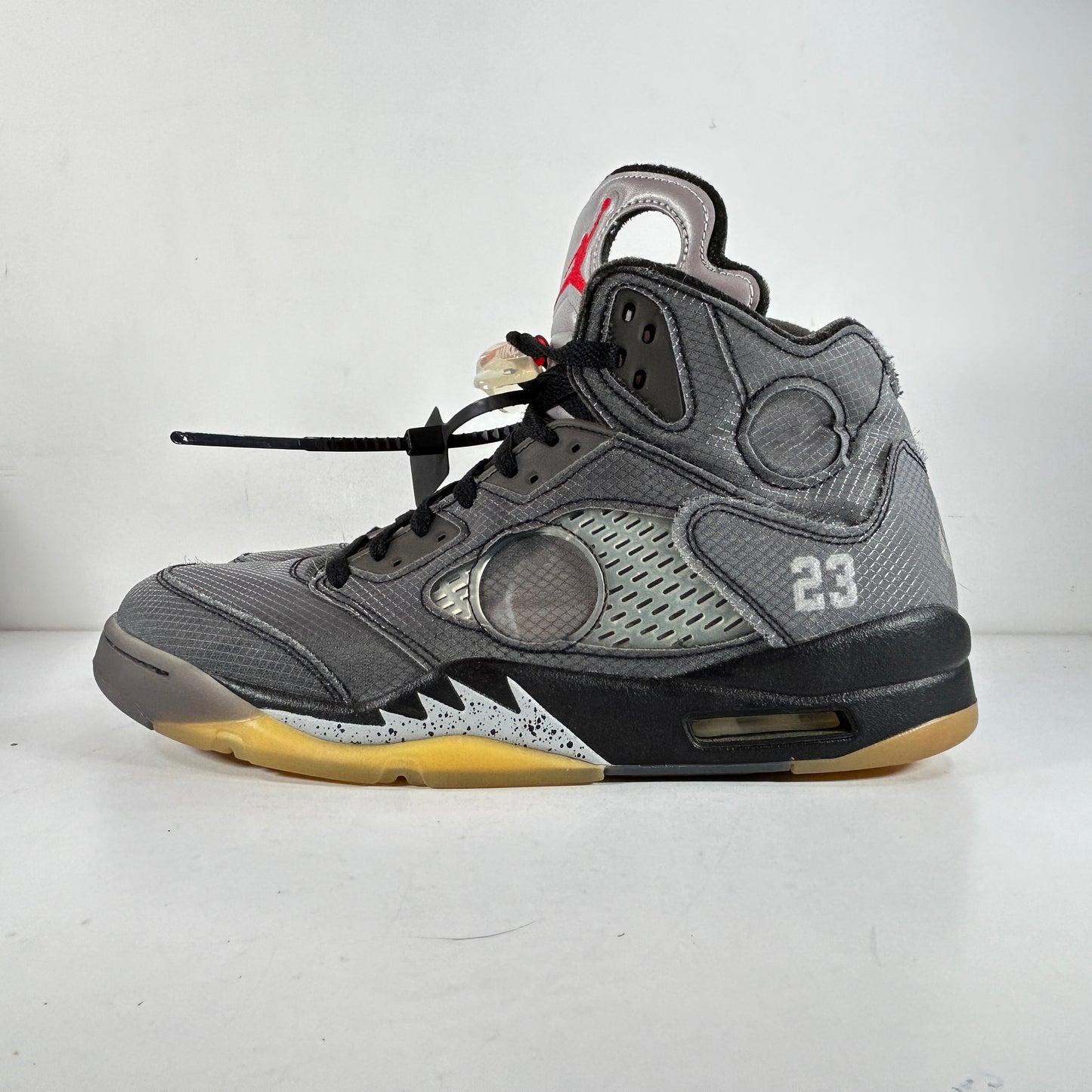 CT8480 001 Jordan 5 Off-White Black [USED] - 12 M (Used)
