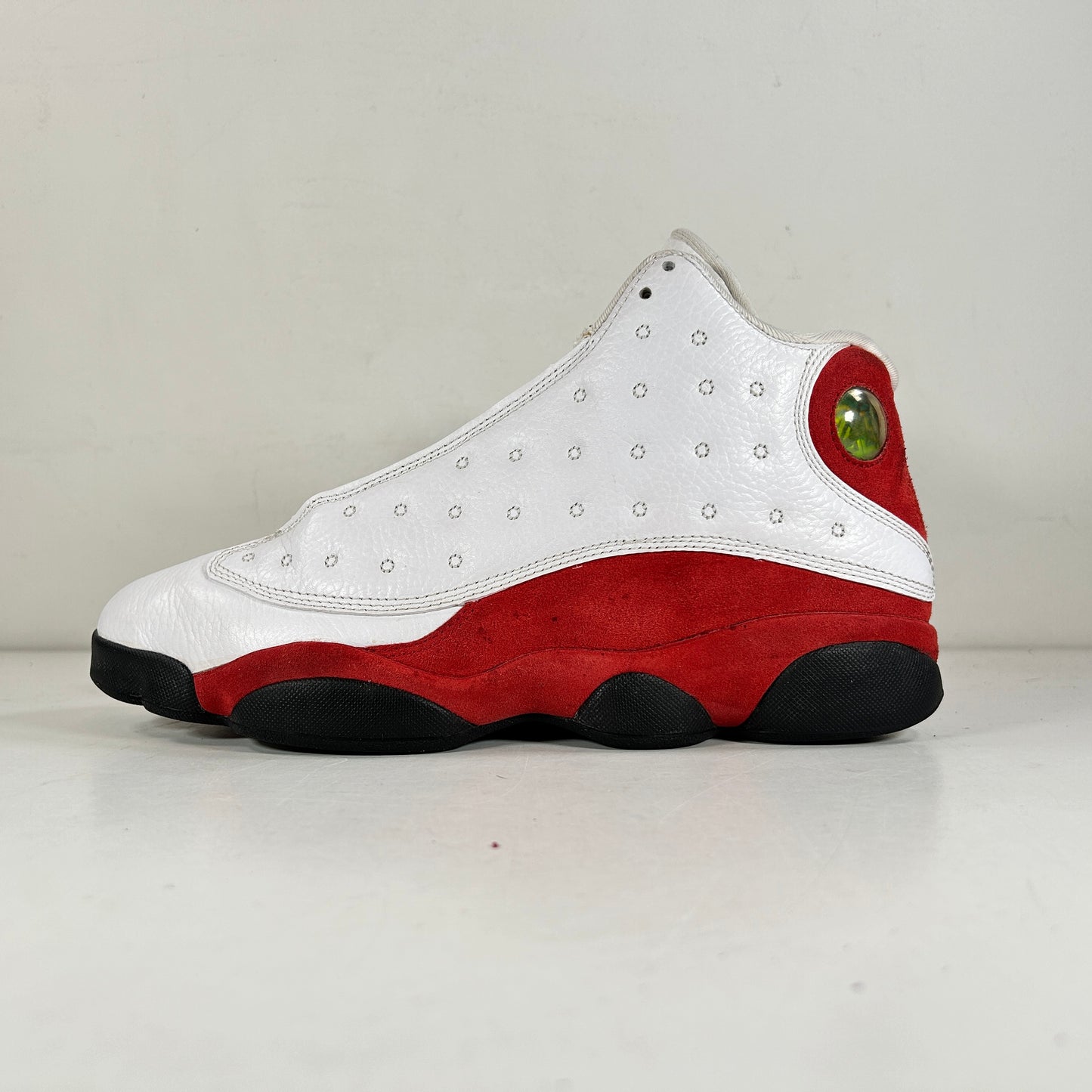 414571 101 Jordan 13 Retro Cherry (2010) [USED] - 9.5 M (Used)