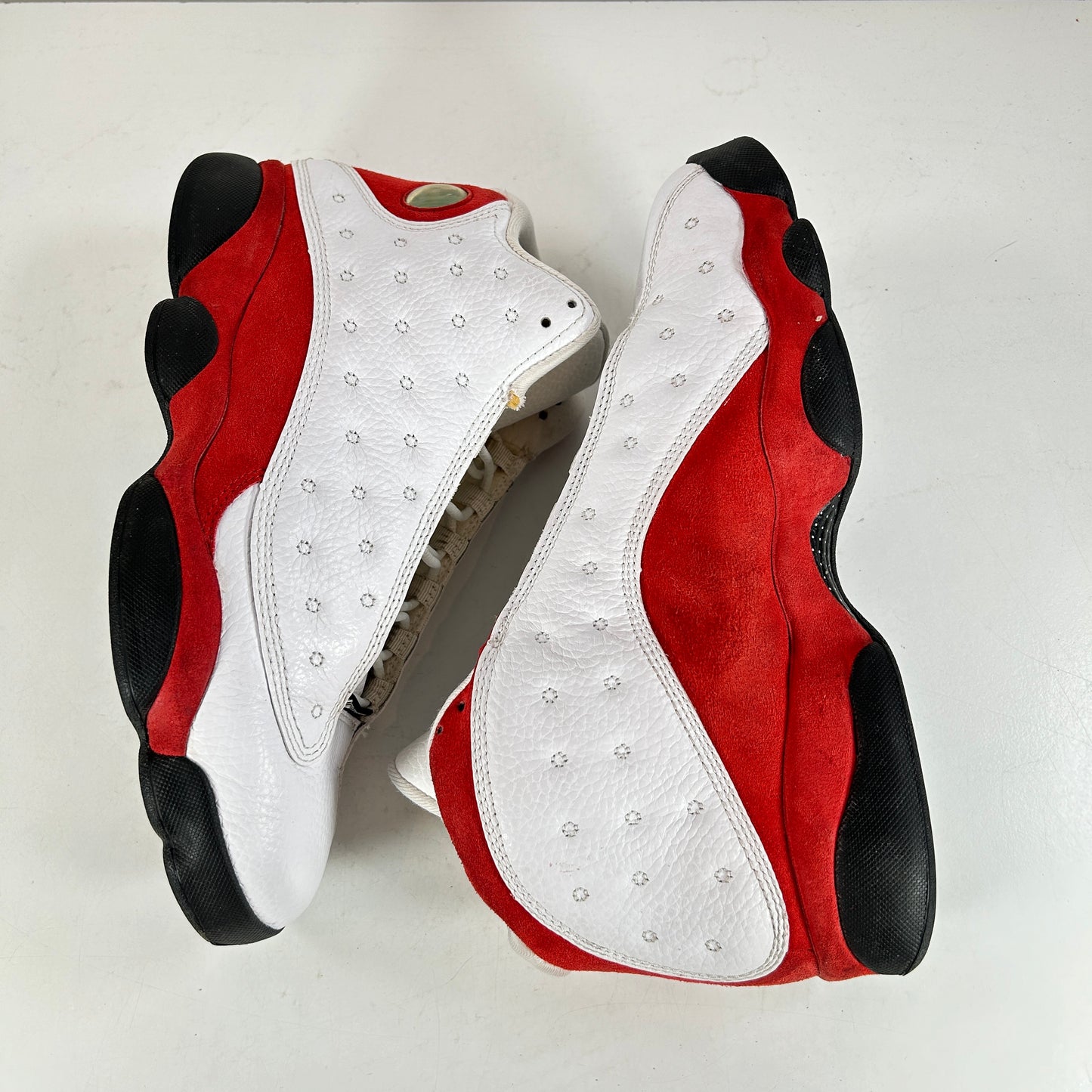 414571 101 Jordan 13 Retro Cherry (2010) [USED] - 9.5 M (Used)
