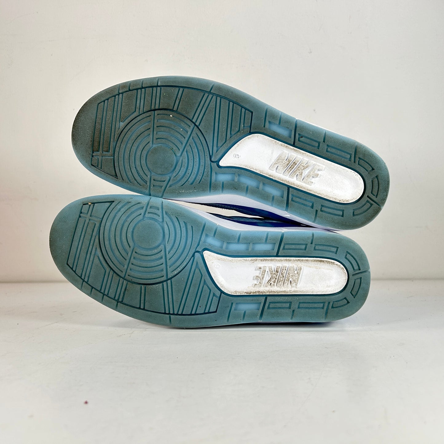 DQ7691 419 Jordan 2 Retro J Balvin [USED] - 6 M (Used)