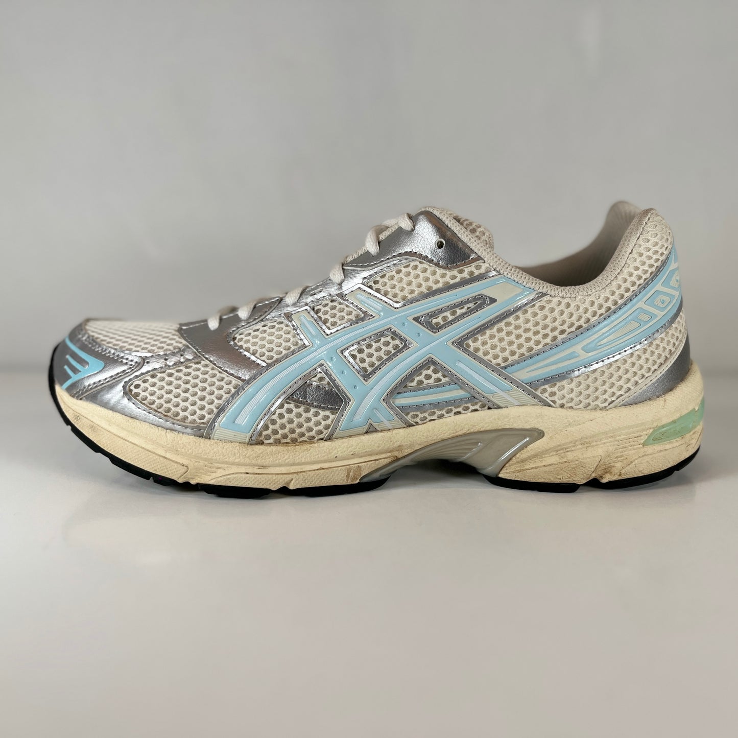 1201A956 101 ASICS Gel-1130 Kith Cream Starlight Blue [USED] - 10.5 M (Used) (No Box)