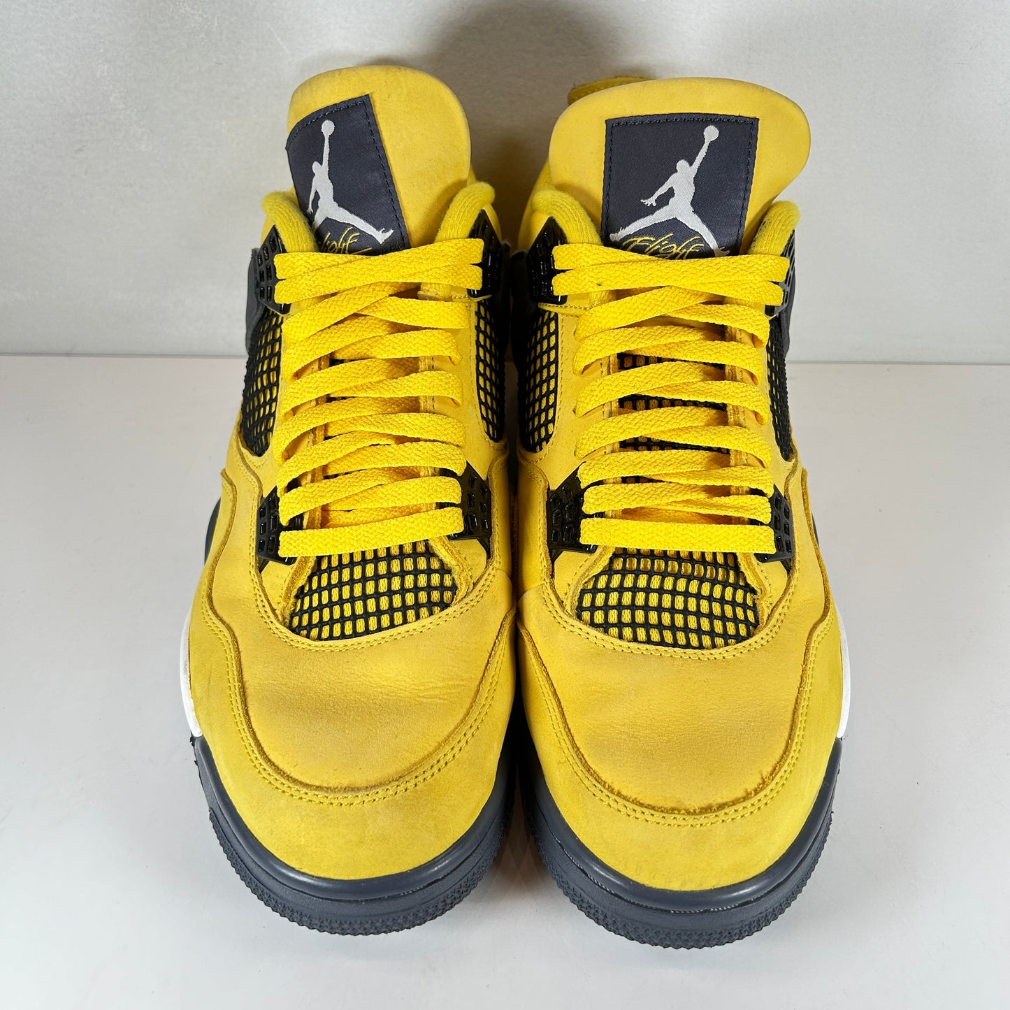CT8527 700 Jordan 4 Retro Lightning (2021) [USED] - 10.5 M (Used) (No Box)