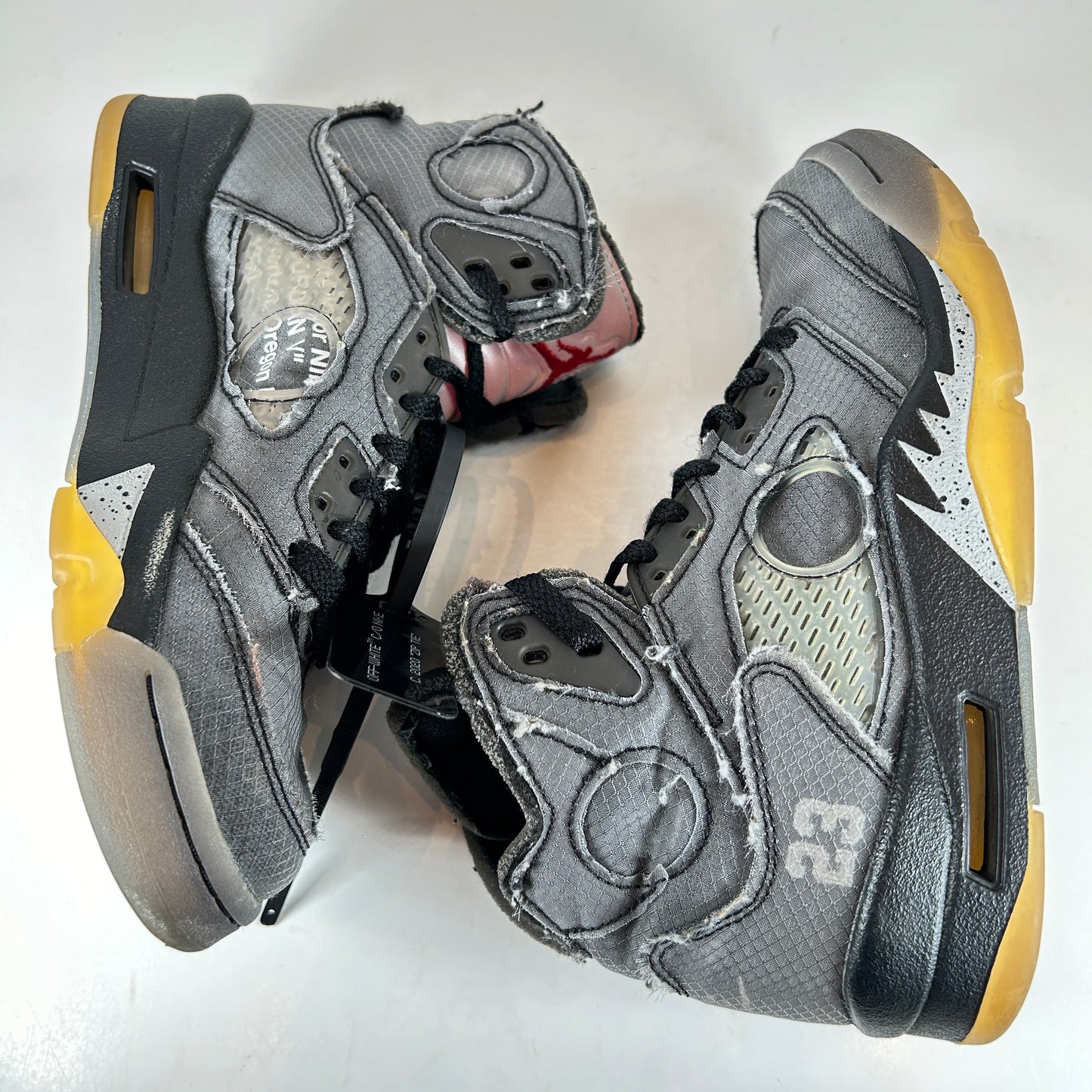 CT8480 001 Jordan 5 Off-White Black [USED] - 4 M (Used)
