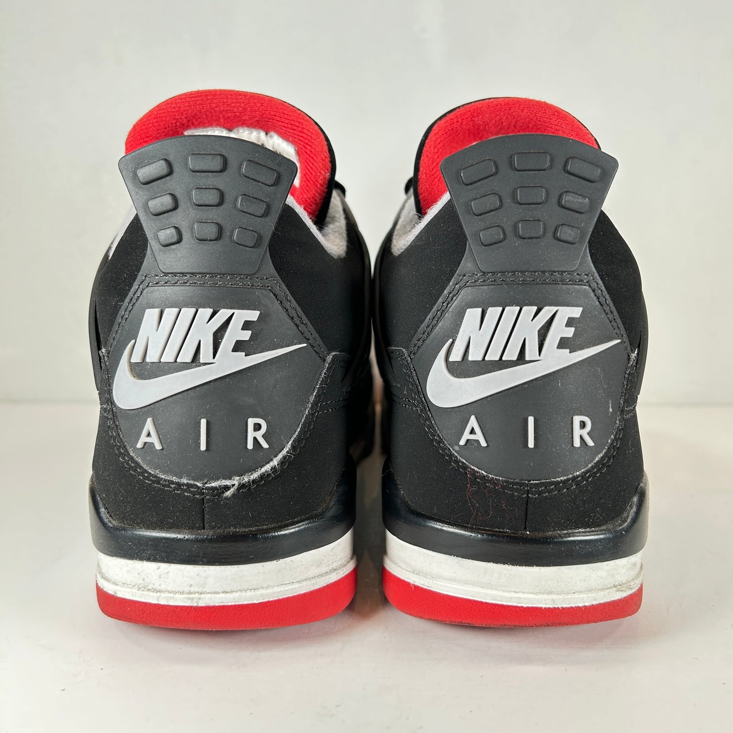 308497 060 Jordan 4 Bred (2019) [USED] - 8 M (Used)