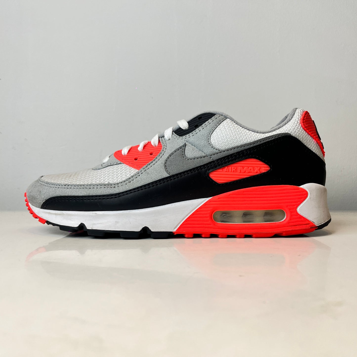 CT1685 100 Nike Air Max 90 Infrared (2020) [USED] - 10.5 M (Used)