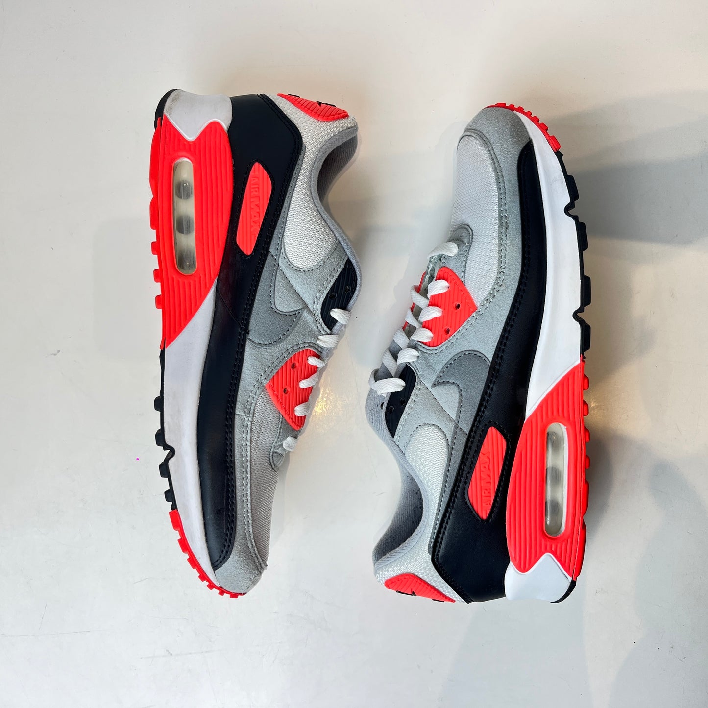 CT1685 100 Nike Air Max 90 Infrared (2020) [USED] - 10.5 M (Used)