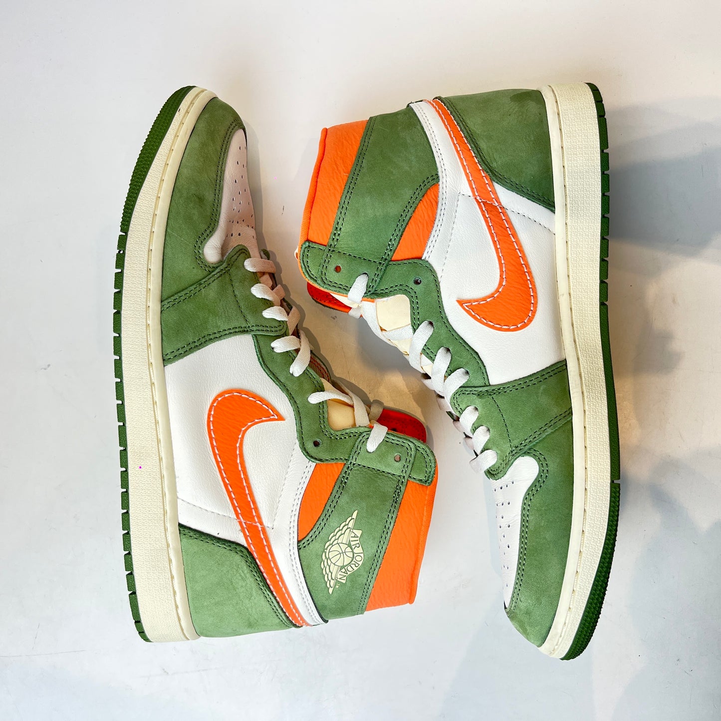 FB9934 300 Jordan 1 High OG Craft Celadon [USED] - 13 M (Used) (Replace Box)