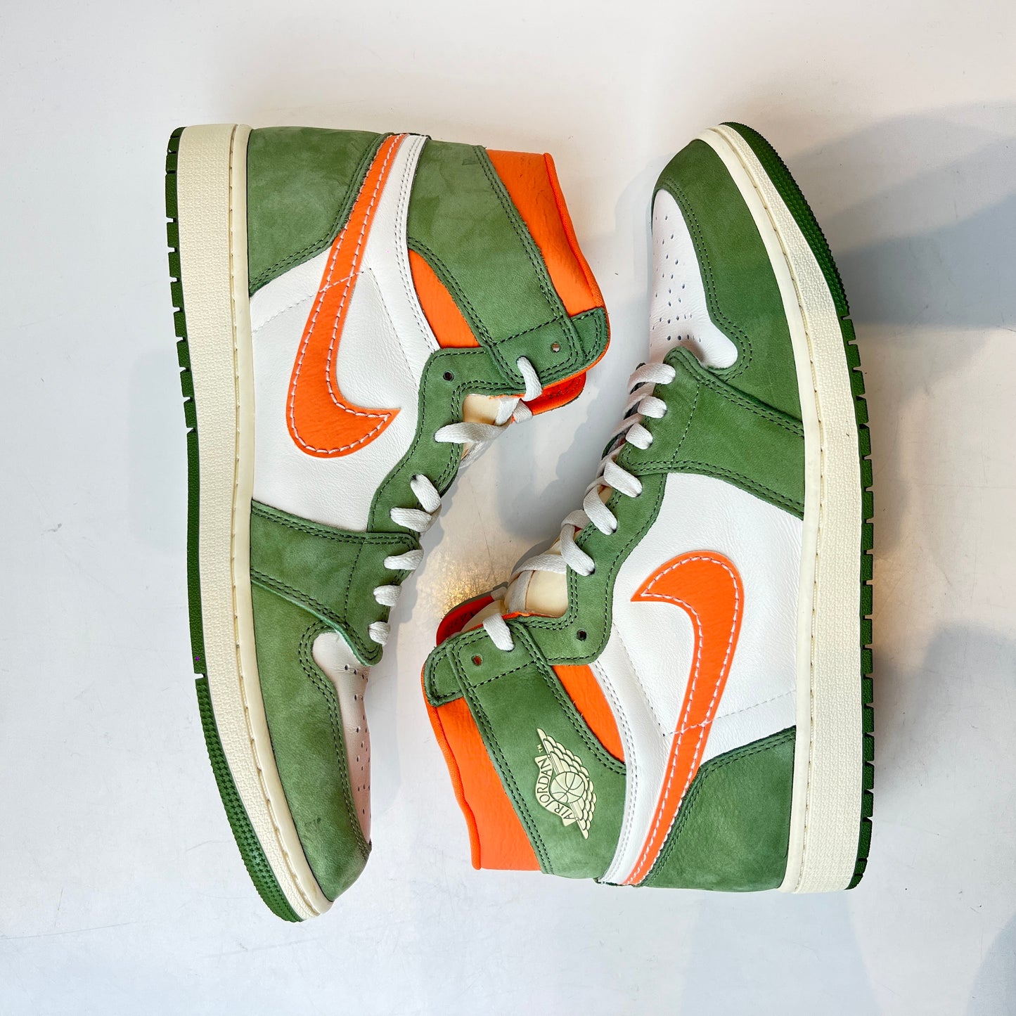 FB9934 300 Jordan 1 High OG Craft Celadon [USED] - 13 M (Used) (Replace Box)
