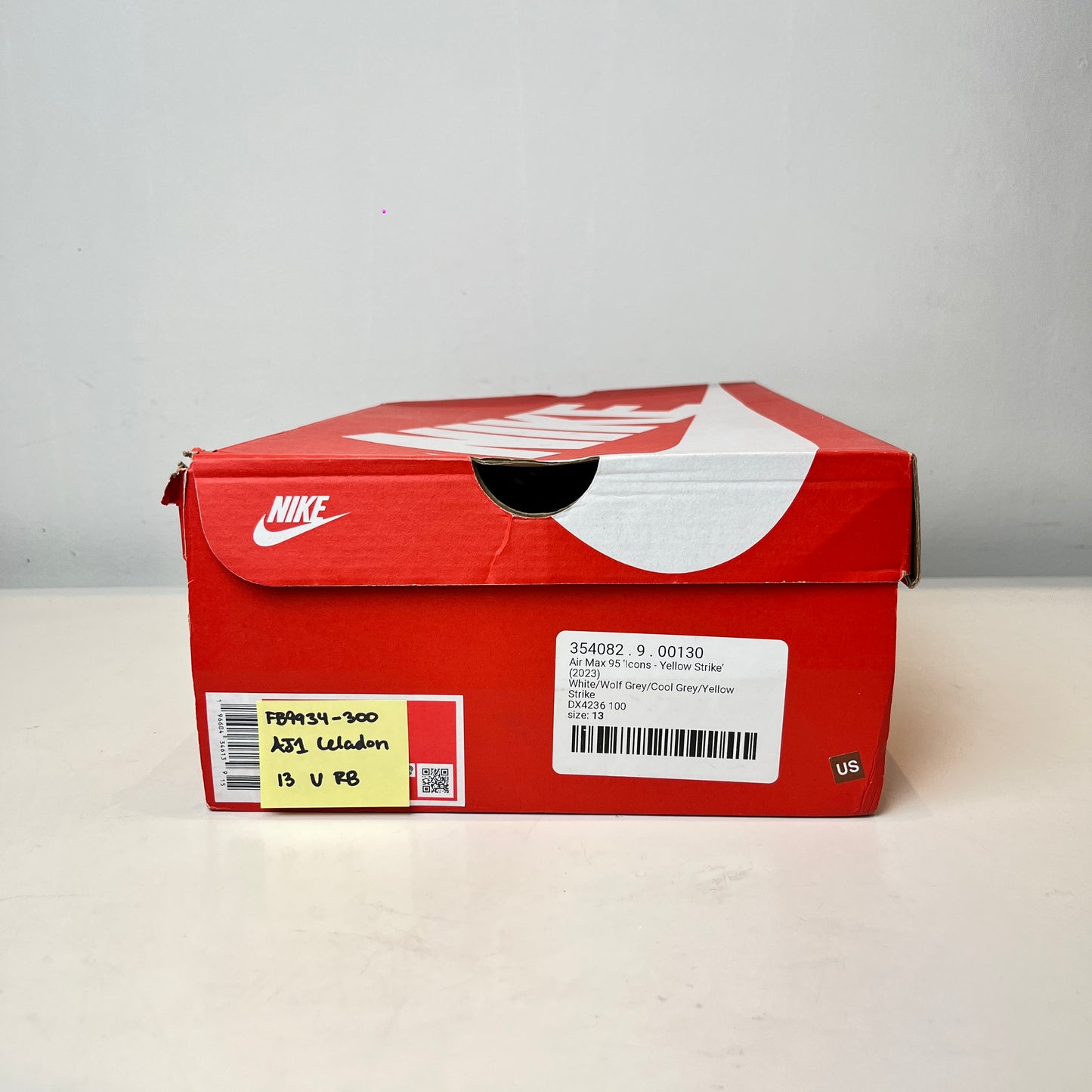 FB9934 300 Jordan 1 High OG Craft Celadon [USED] - 13 M (Used) (Replace Box)