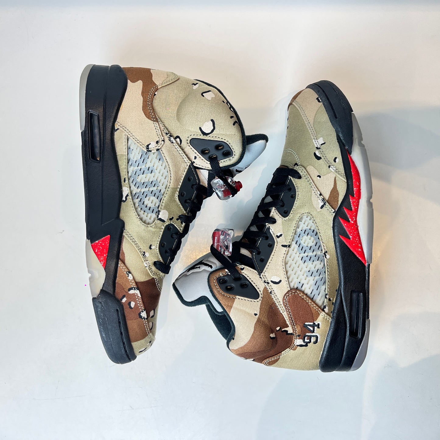 824371 201 Jordan 5 Retro Supreme Desert Camo [USED] - 9.5 M (Used) (Replace Box)