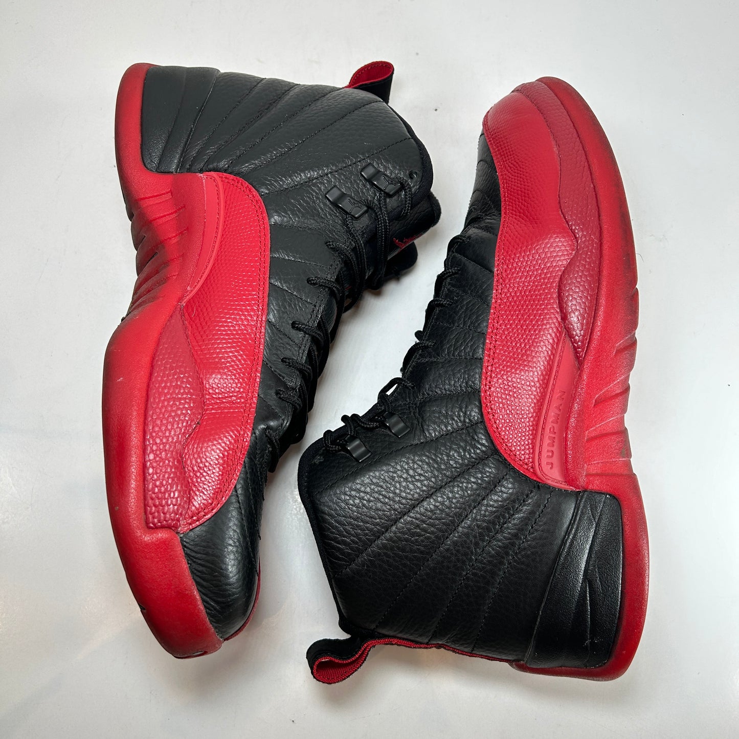 130690 002 Jordan 12 Retro Flu Game (2016) [USED] - 12 M (Used) (No Box)