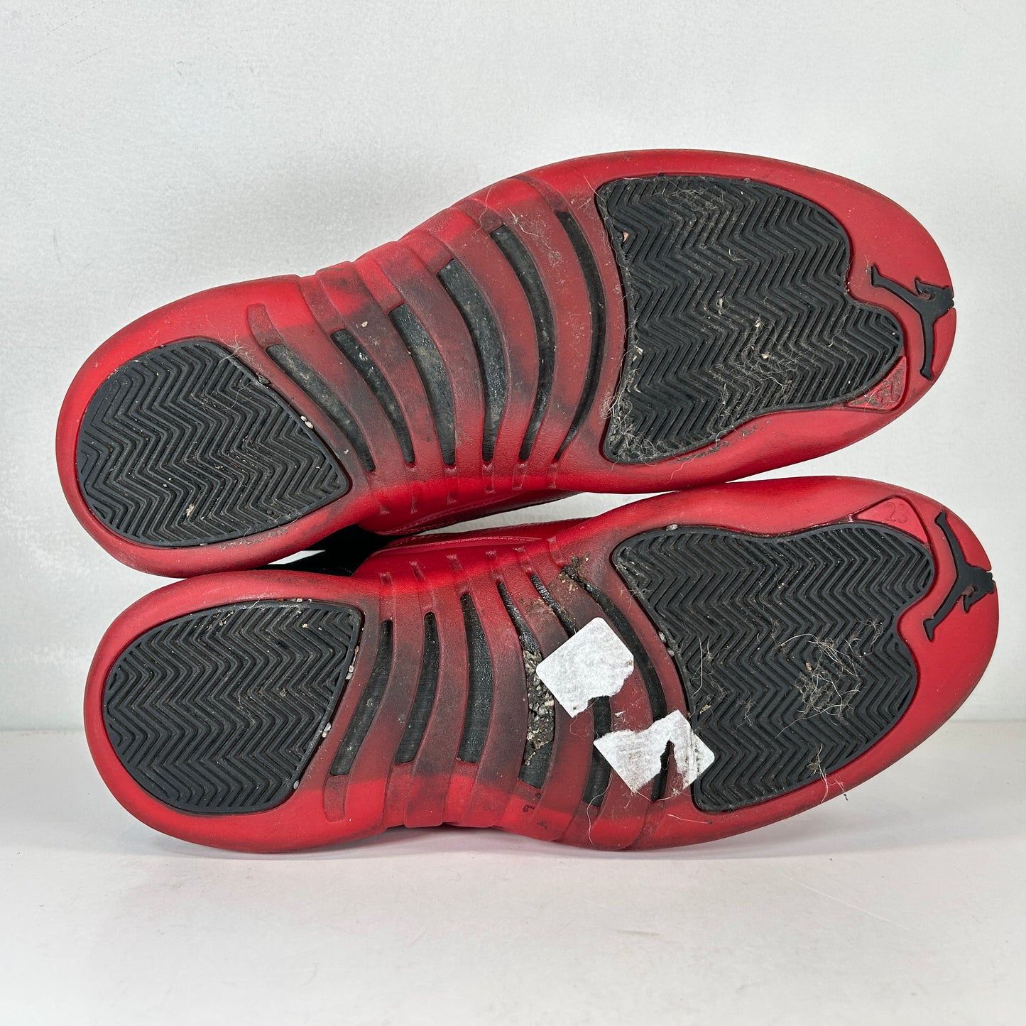 130690 002 Jordan 12 Retro Flu Game (2016) [USED] - 12 M (Used) (No Box)