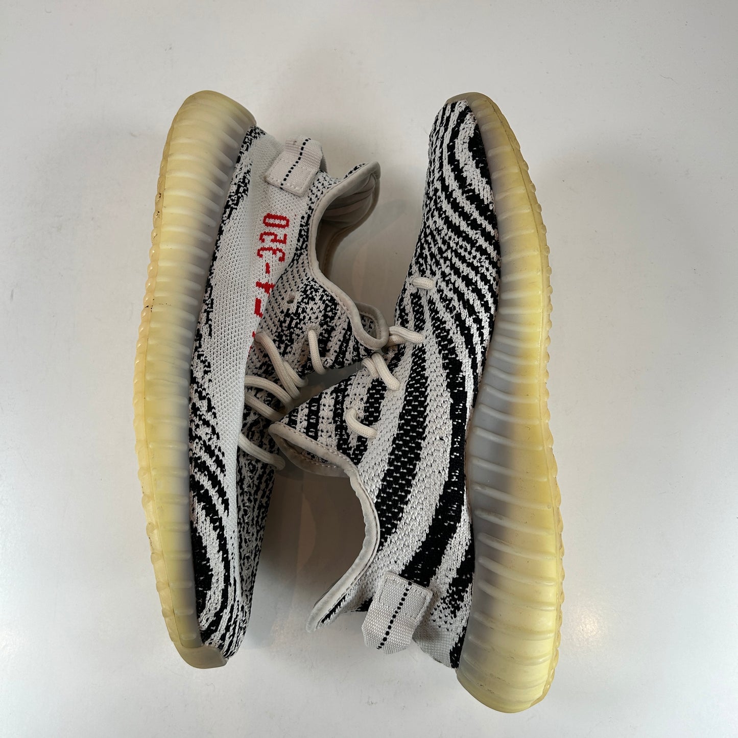 CP9654 Yeezy 350 V2 Zebra [USED] - 9.5 M (Used)