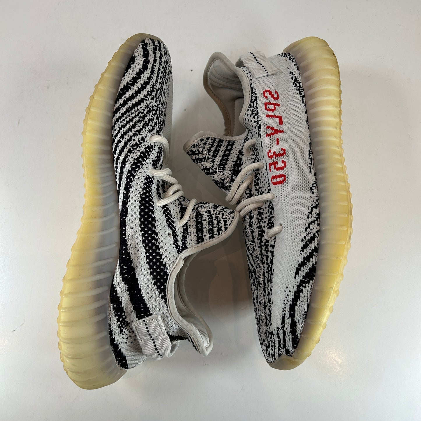 CP9654 Yeezy 350 V2 Zebra [USED] - 9.5 M (Used)