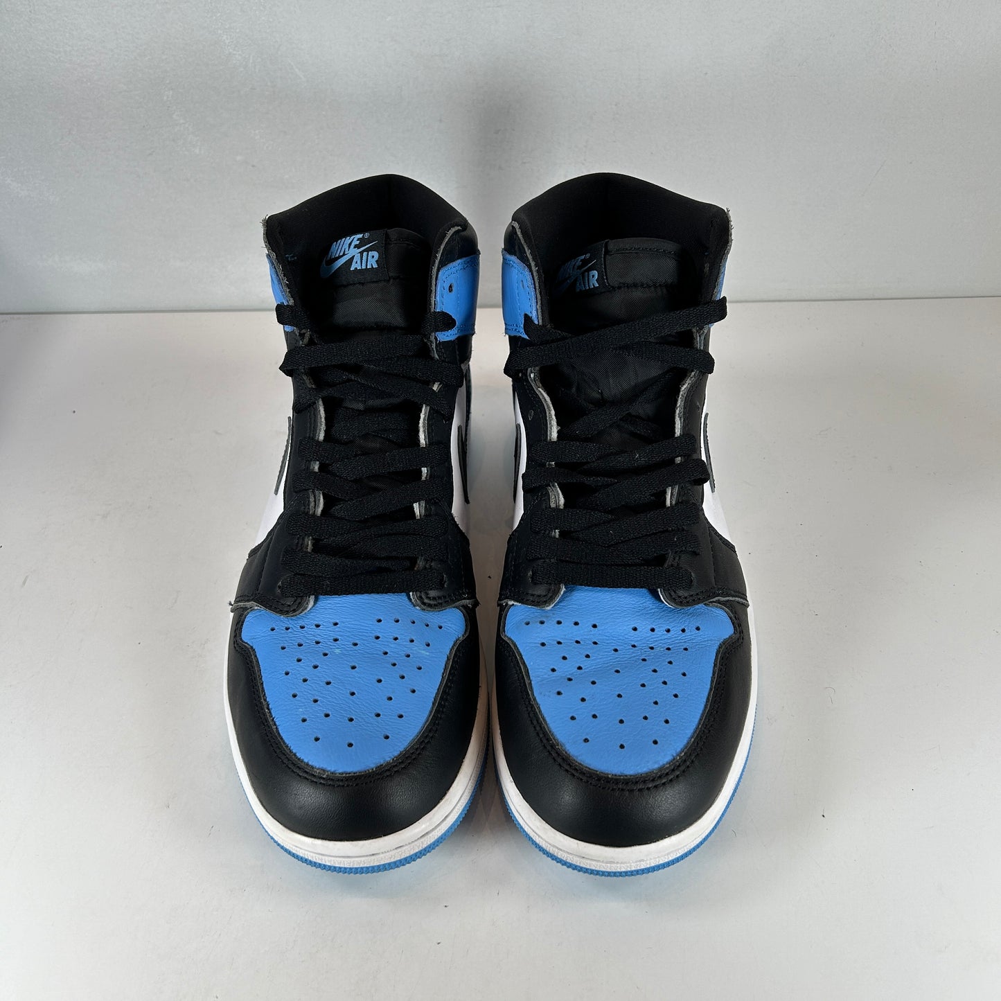 DZ5485 400 Jordan 1 Retro High OG UNC Toe [USED] - 10.5 M (Used)