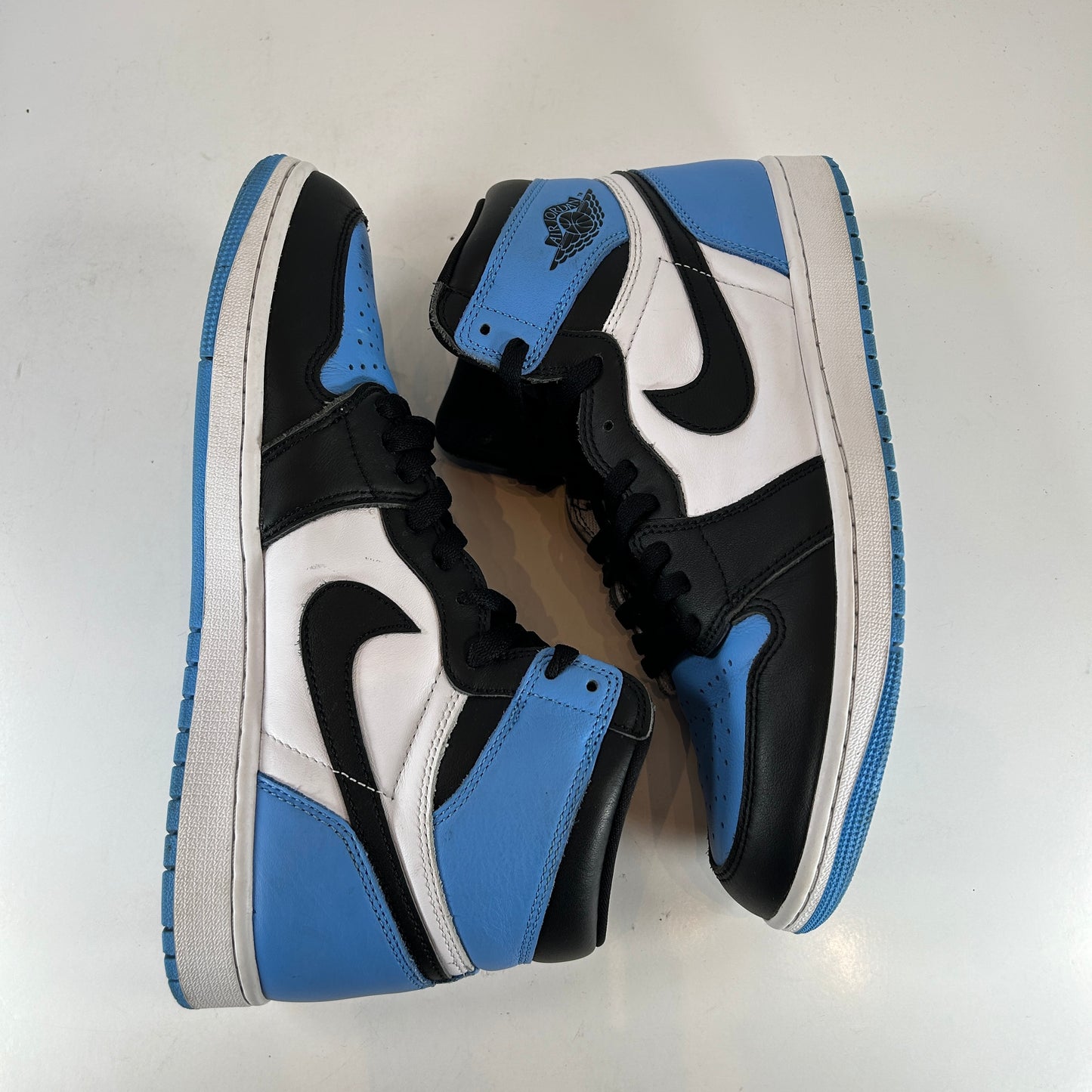 DZ5485 400 Jordan 1 Retro High OG UNC Toe [USED] - 10.5 M (Used)