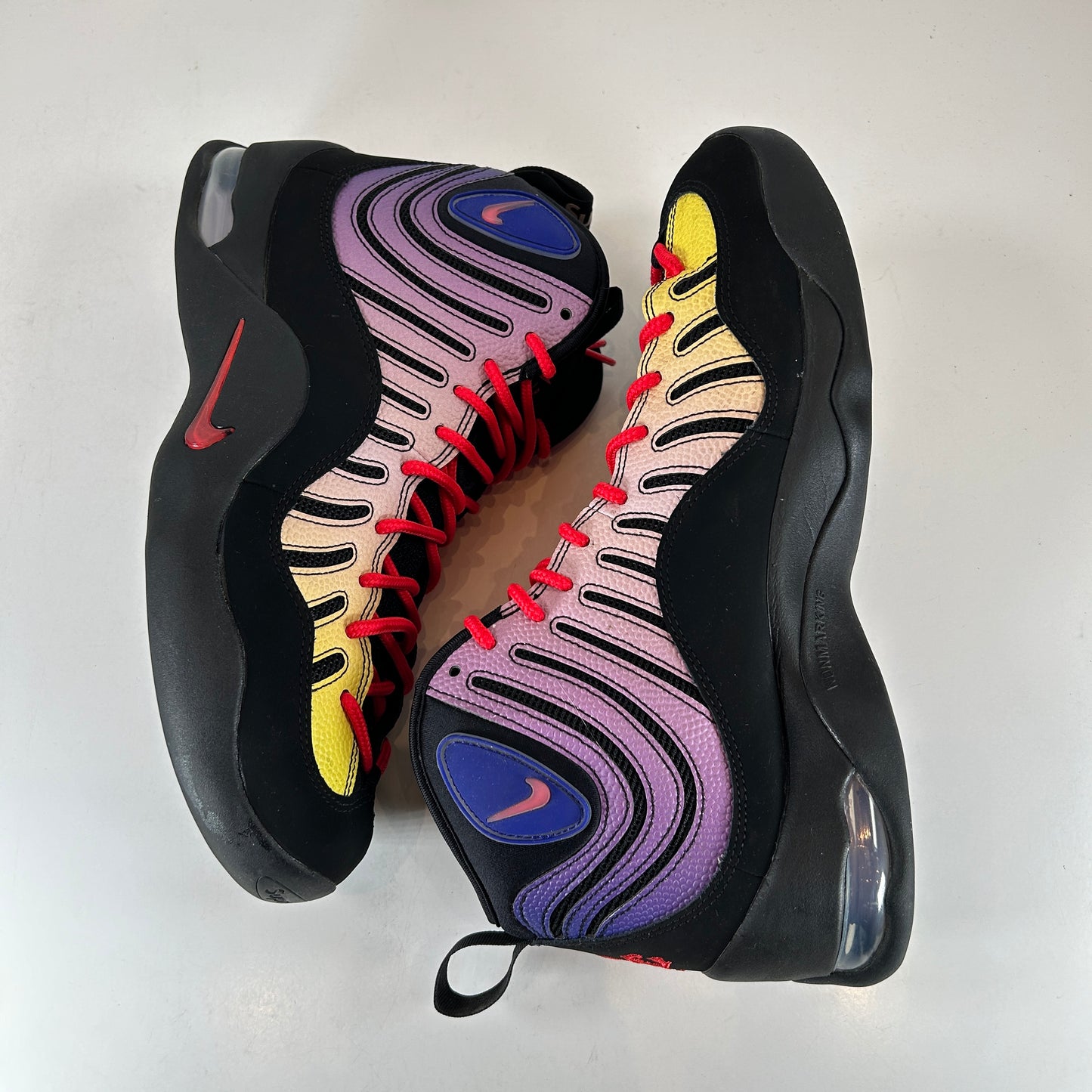 DX3292 001 Nike Air Bakin SP Supreme Black [USED] - 9.5 M (Used2)