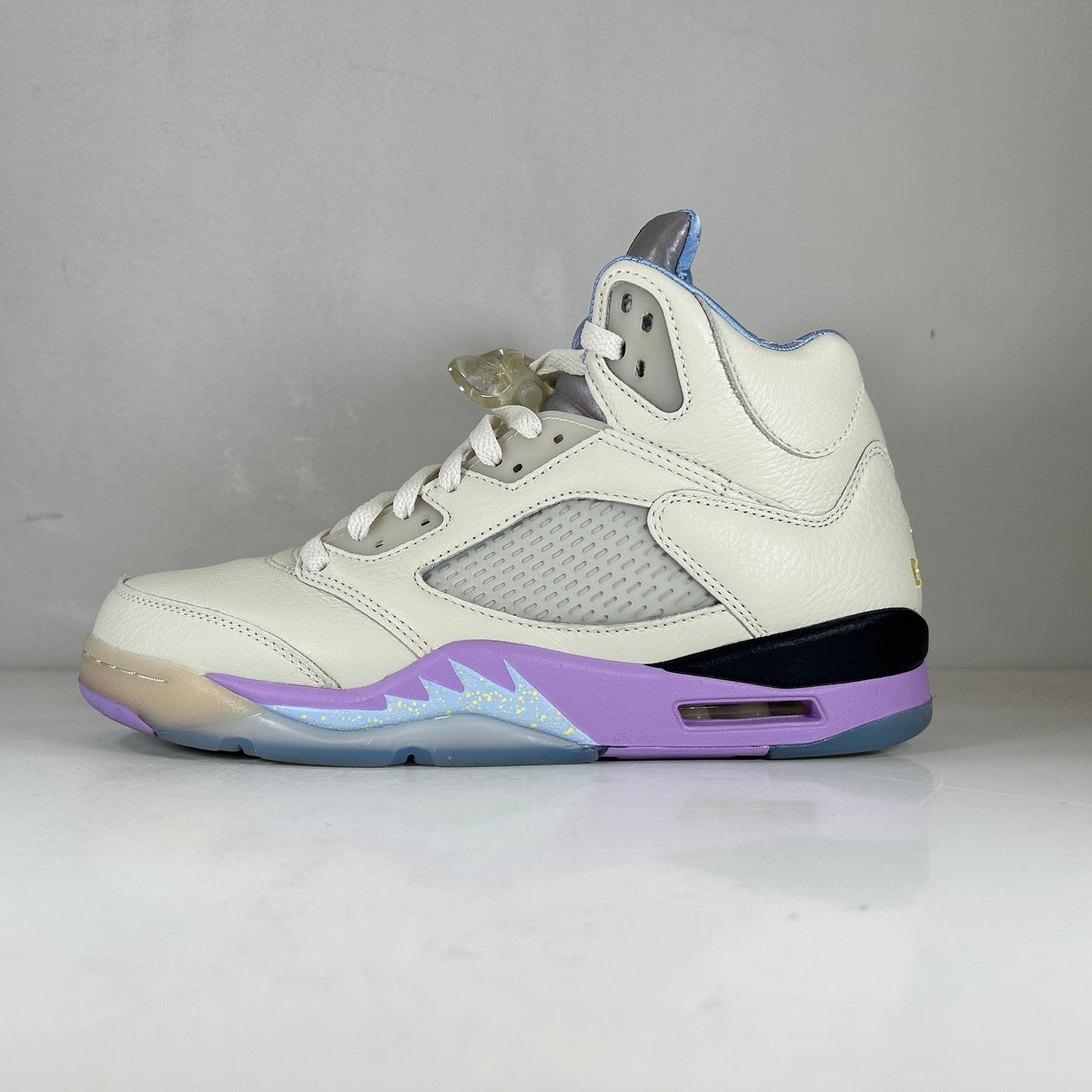 DV4982 175 Jordan 5 Retro DJ Khaled We The Best Sail [USED] - 9 M (Used)