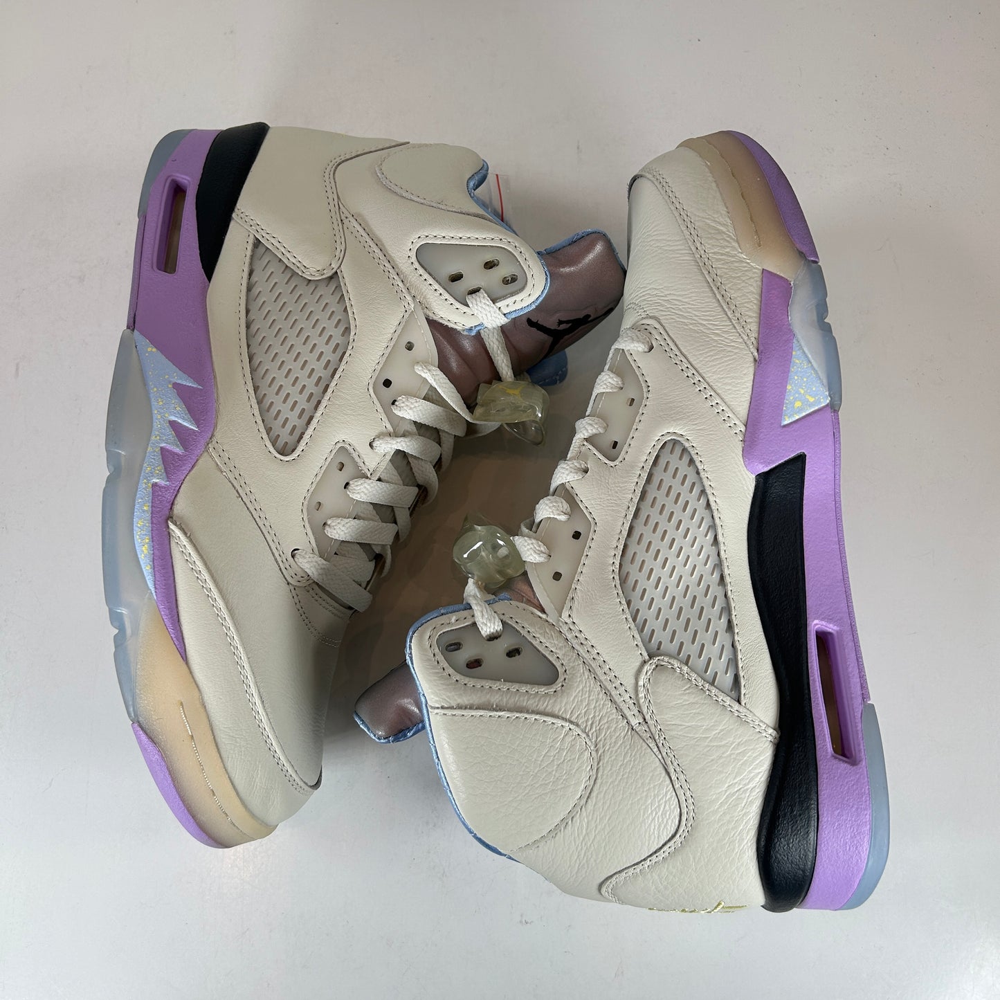 DV4982 175 Jordan 5 Retro DJ Khaled We The Best Sail [USED] - 9 M (Used)