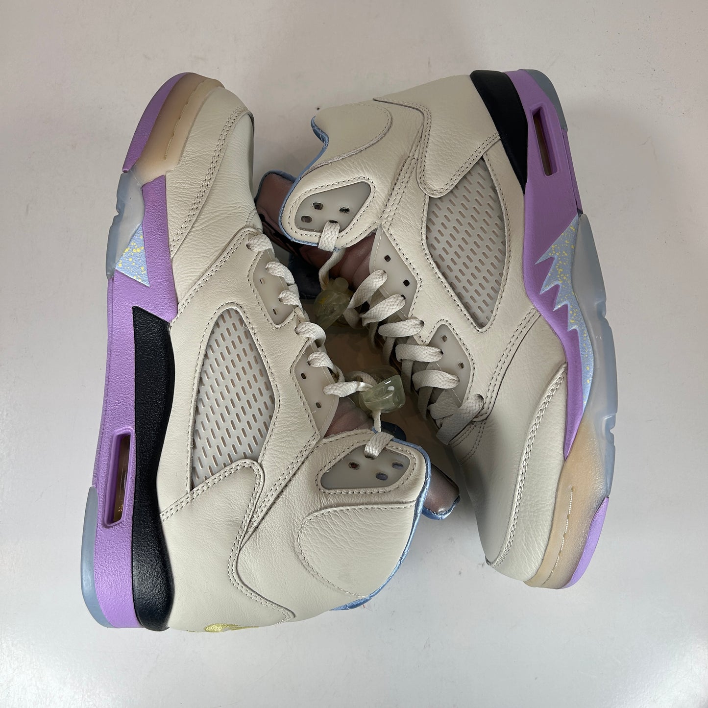DV4982 175 Jordan 5 Retro DJ Khaled We The Best Sail [USED] - 9 M (Used)