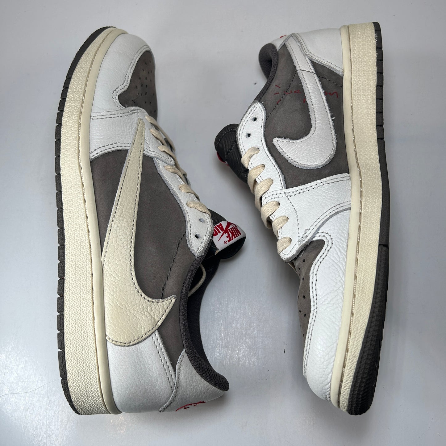 DM7866 162 Jordan 1 Retro Low OG SP Travis Scott Reverse Mocha [USED] - 9.5 M (Used) (No Box)