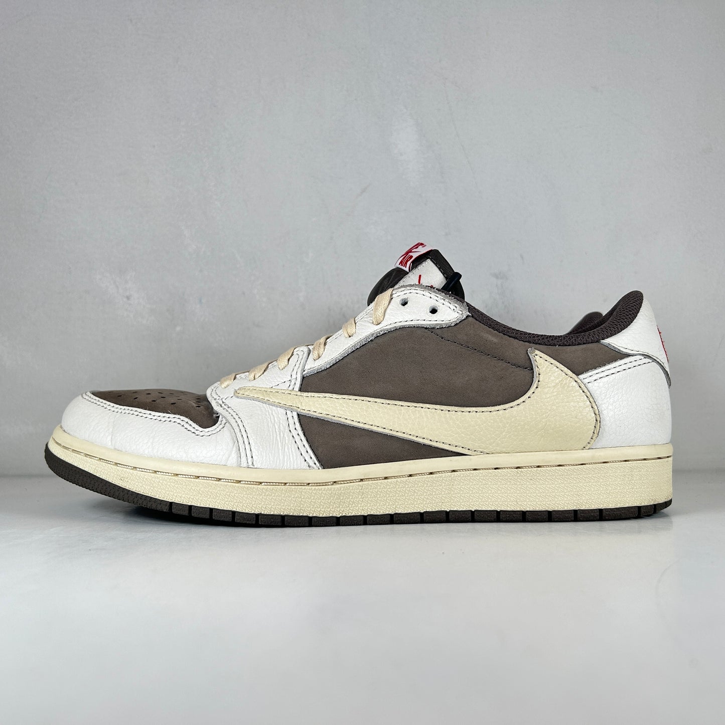 DM7866 162 Jordan 1 Retro Low OG SP Travis Scott Reverse Mocha [USED] - 9.5 M (Used) (No Box)