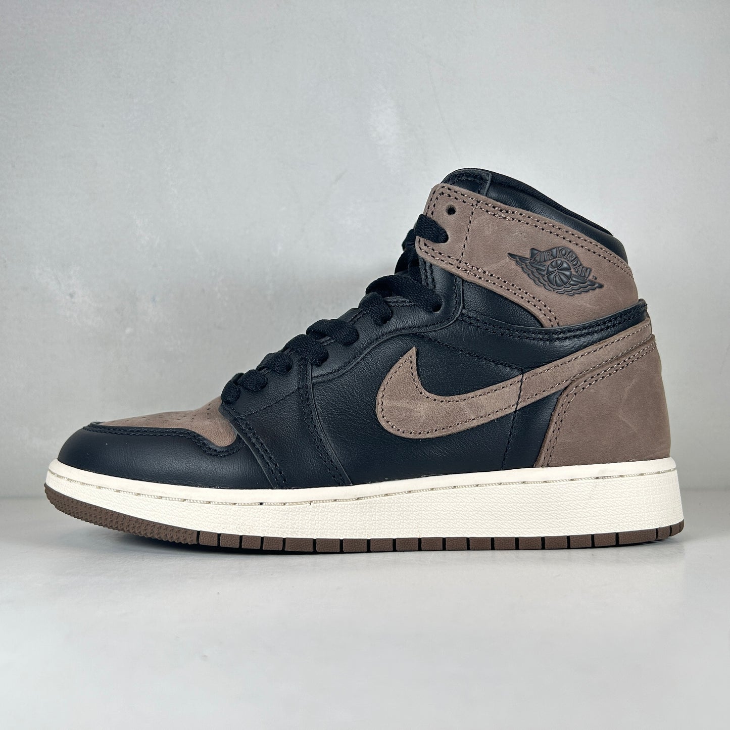 FD1437 020 Jordan 1 Retro High OG Palomino (GS) [USED] - 5 Y (Used) (Replace Box)
