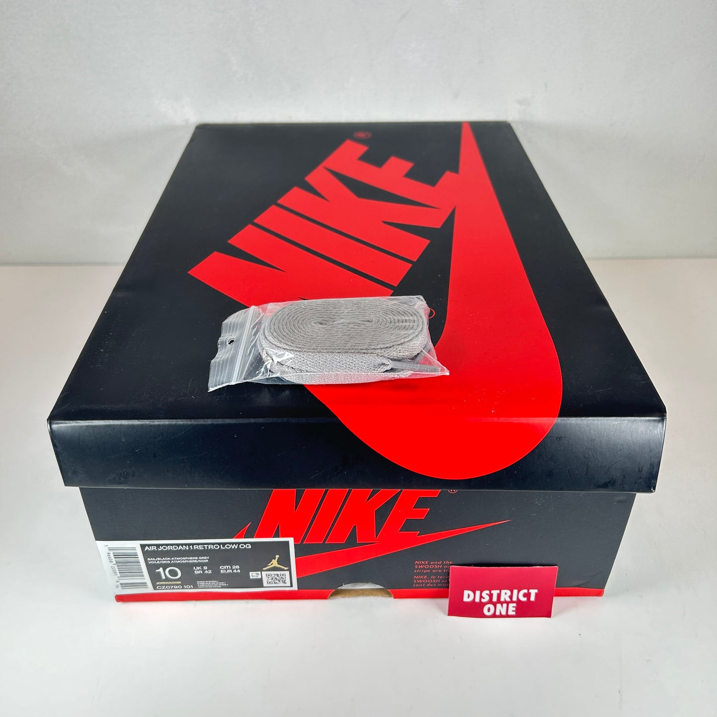 CZ0790 101 Jordan 1 Retro Low OG Atmosphere Grey [USED] - 10 M (Used2)